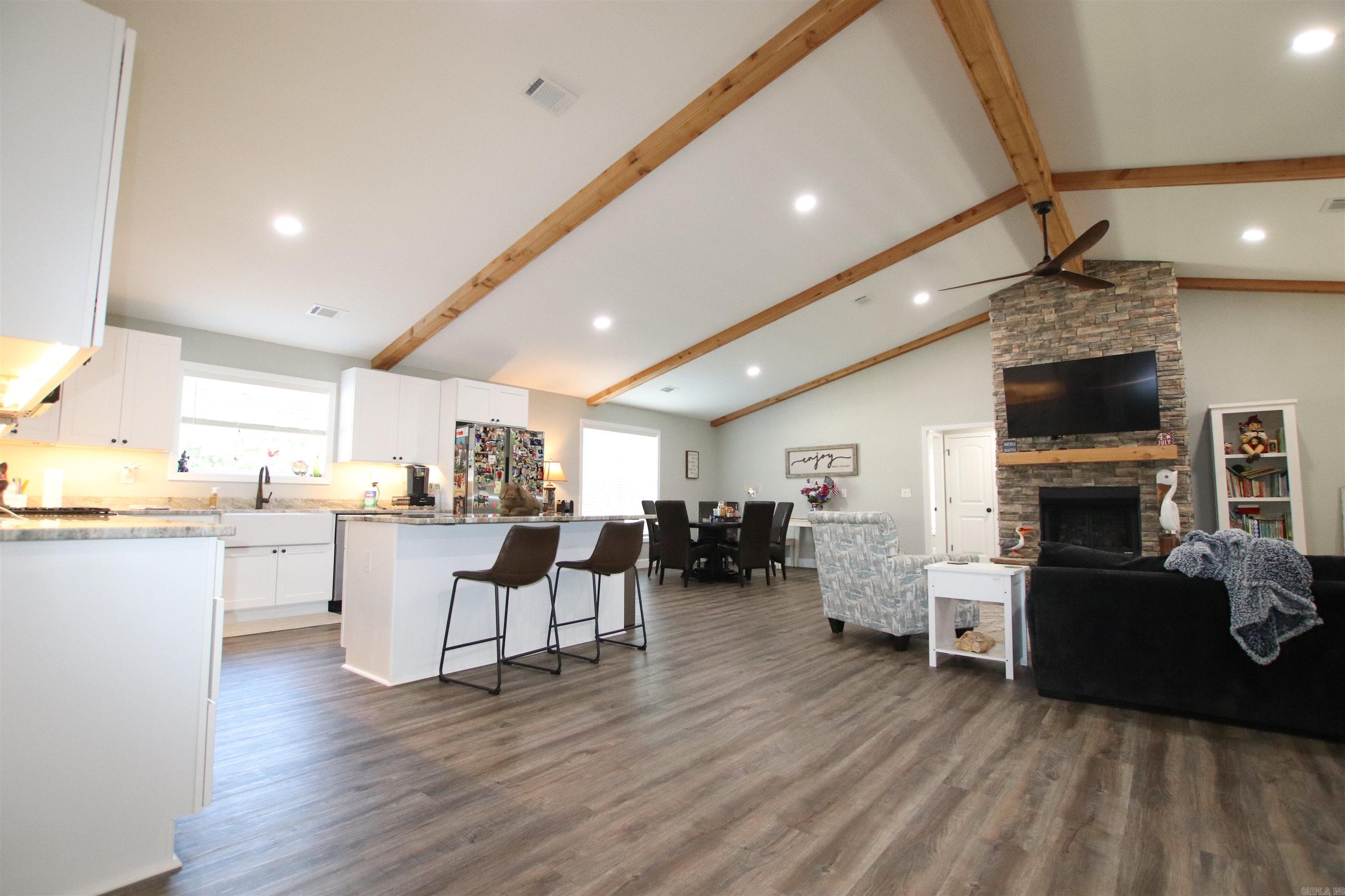 2 Caxambas Dr  Cherokee Village, AR