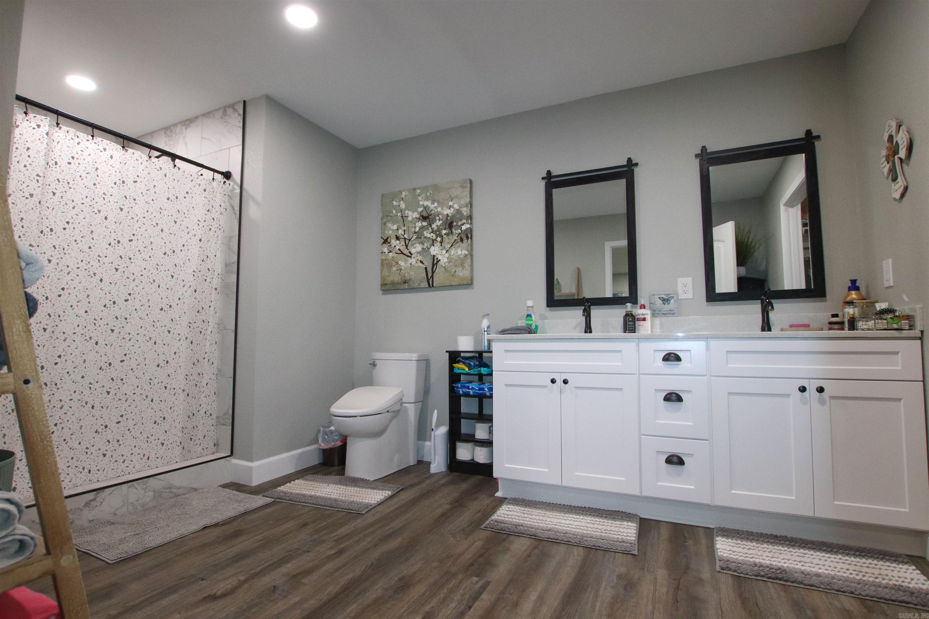 2 Caxambas Dr  Cherokee Village, AR