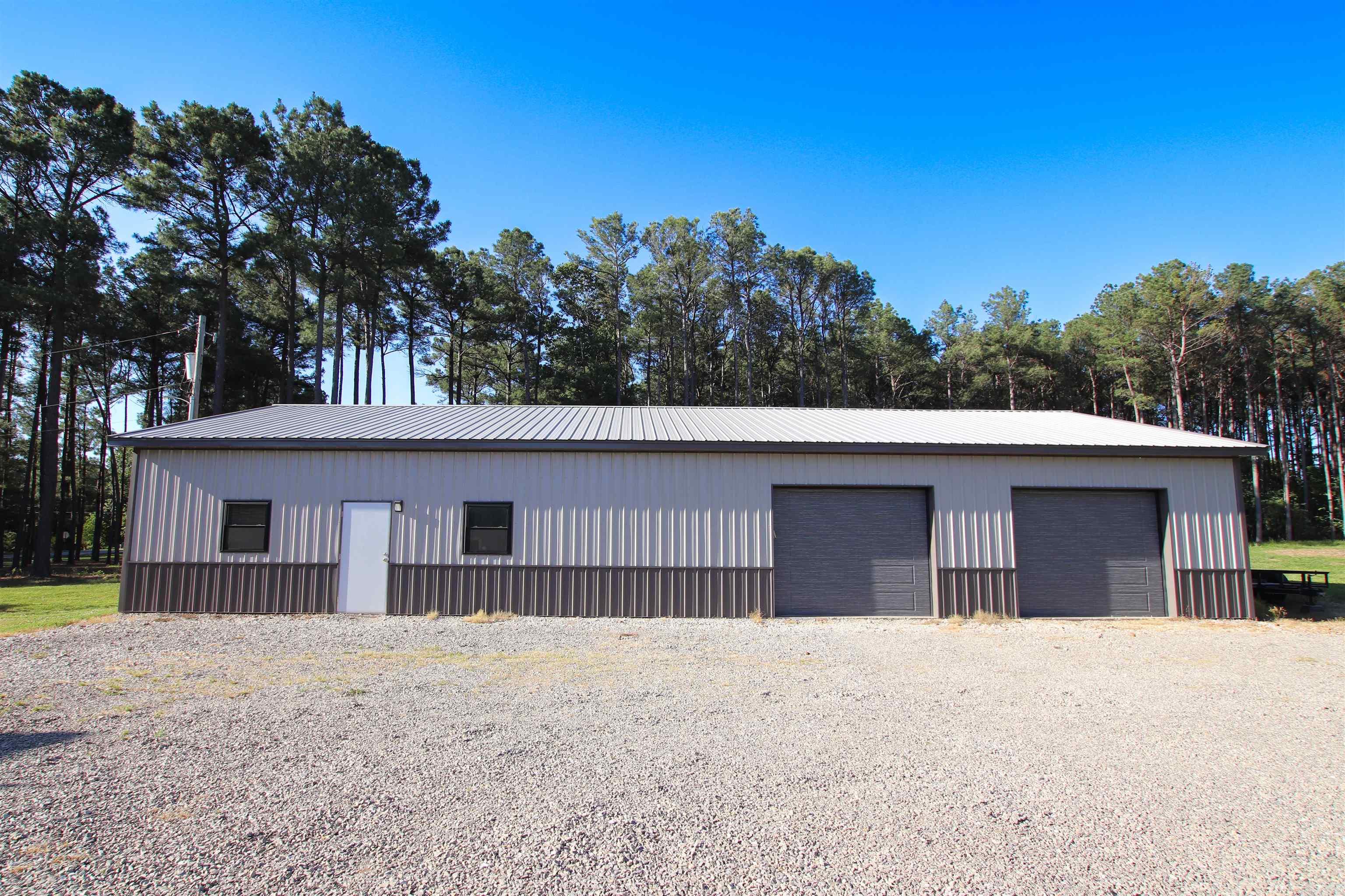 2 Caxambas Dr  Cherokee Village, AR
