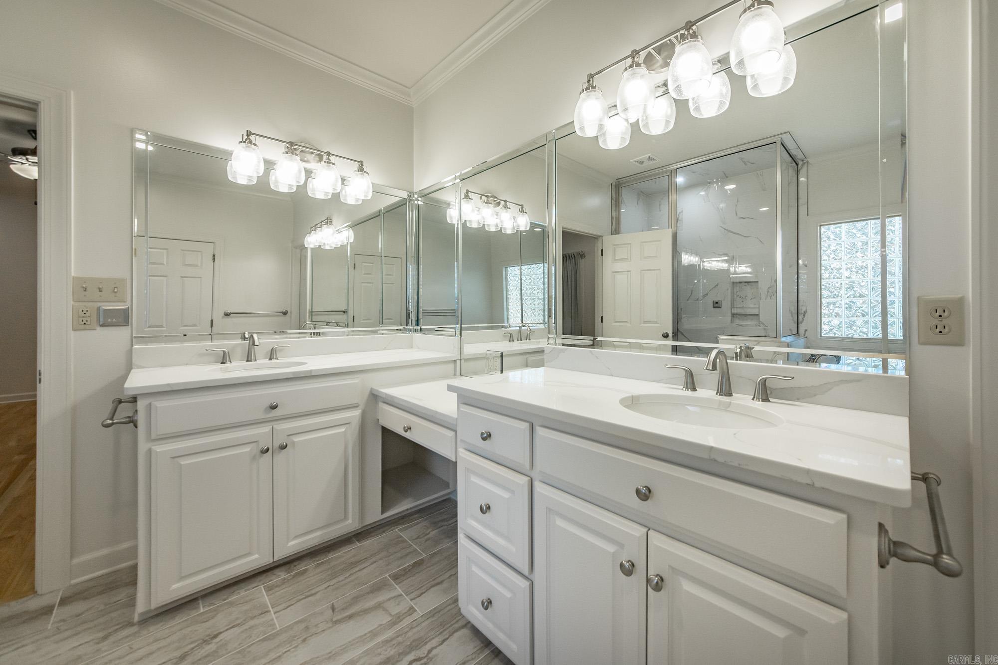 8 Castle Rock Cove  Little Rock, AR