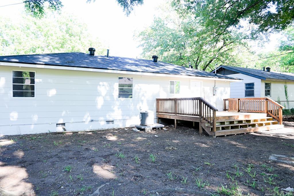 7210 W Wakefield Dr  Little Rock, AR