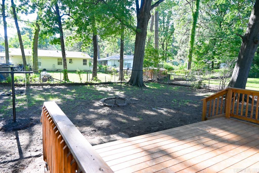7210 W Wakefield Dr  Little Rock, AR