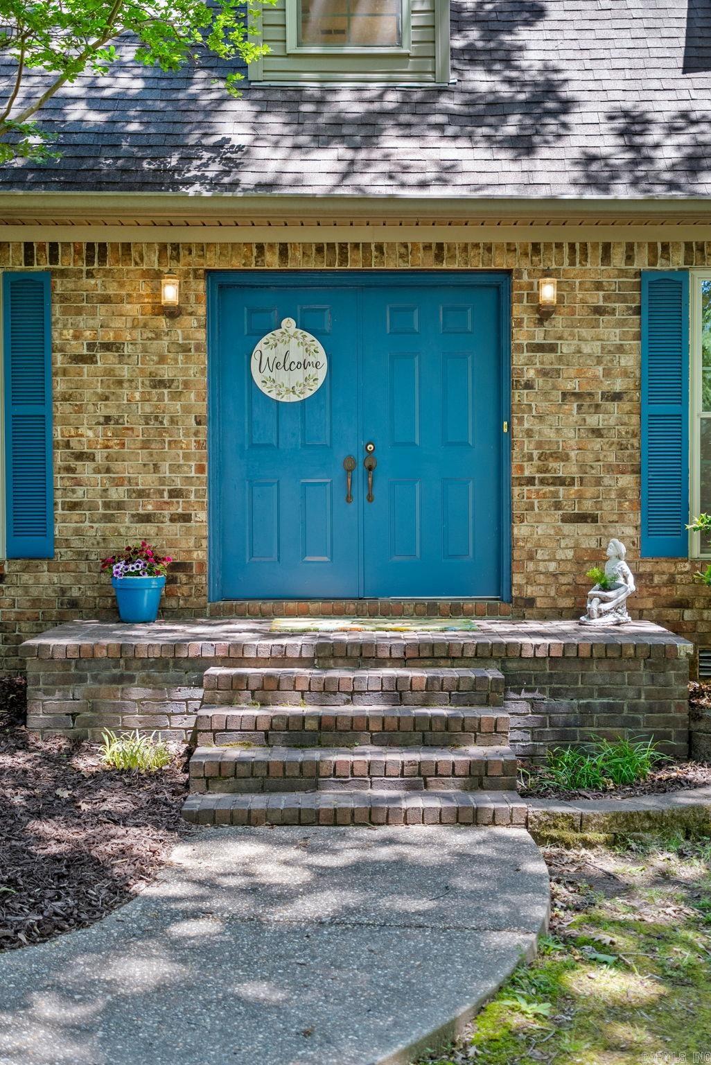 8421 Crystal Valley  Little Rock, AR