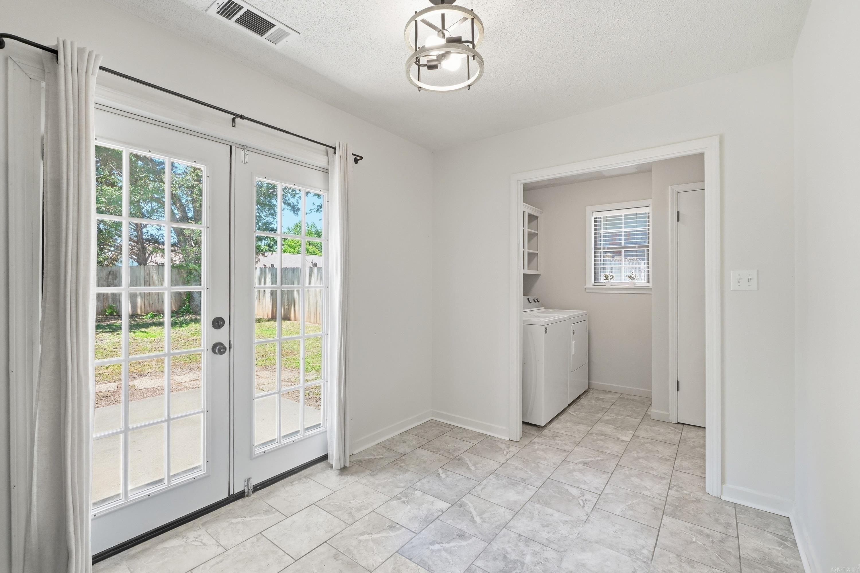 1309 N Oswego  Russellville, AR