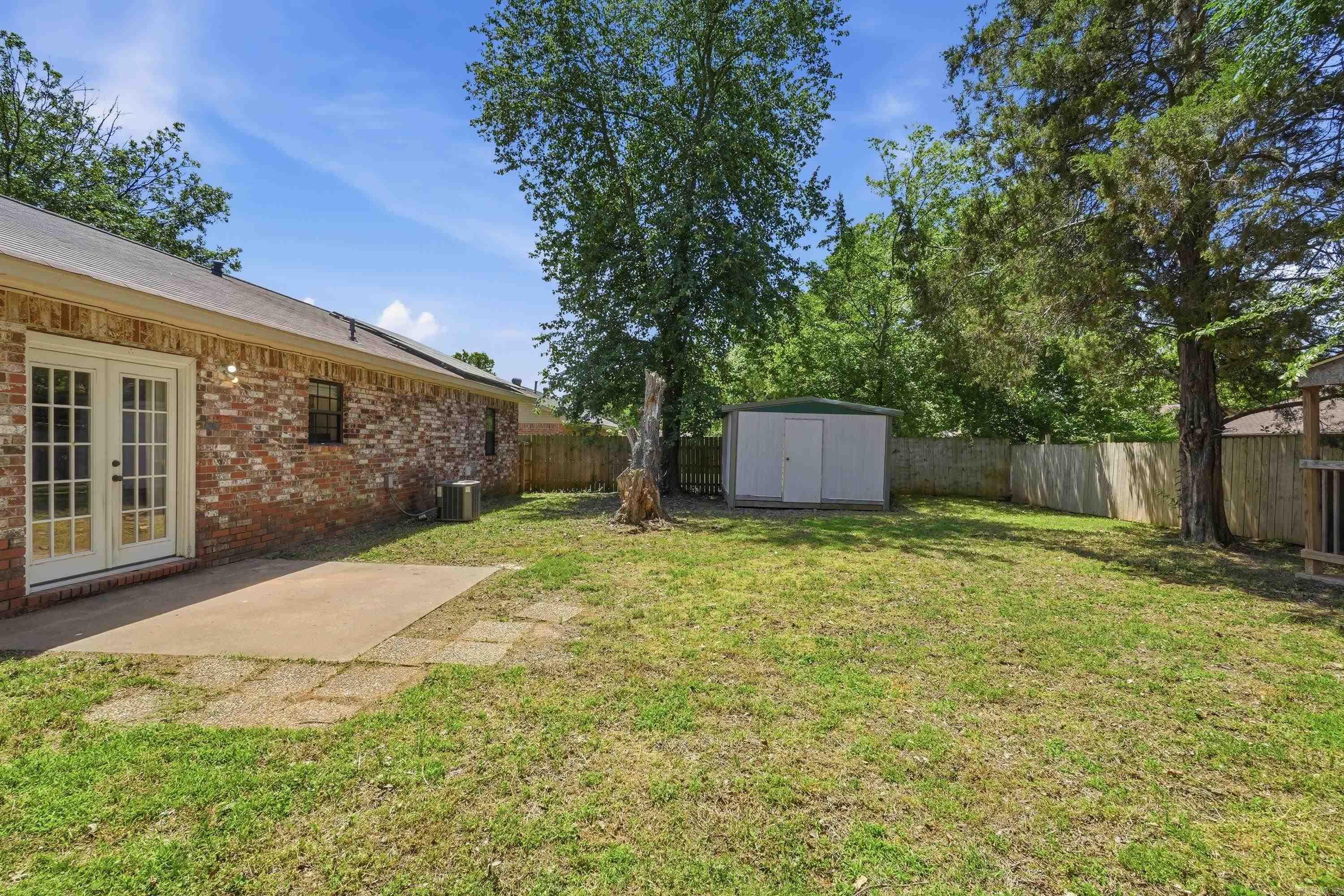 1309 N Oswego  Russellville, AR