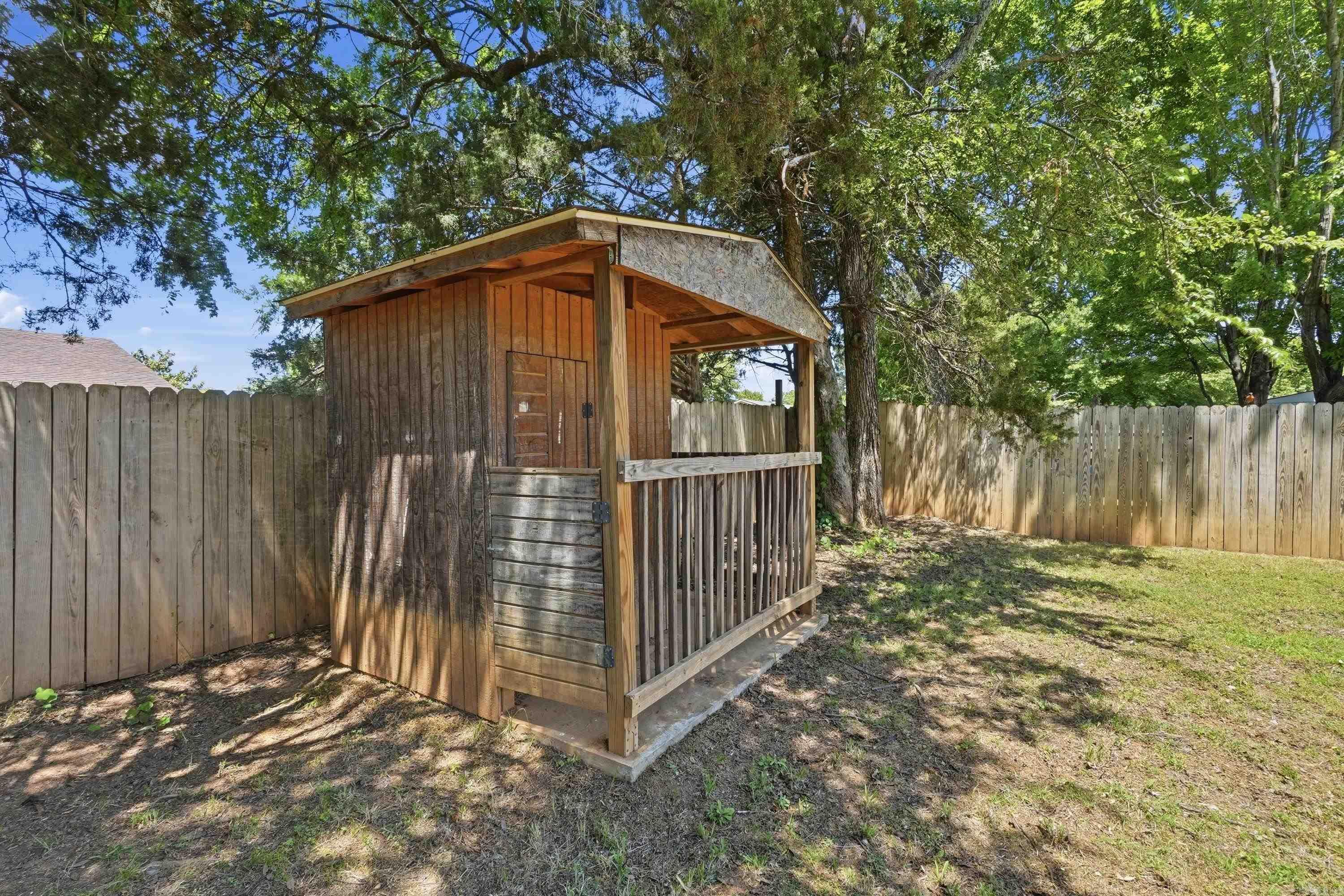 1309 N Oswego  Russellville, AR