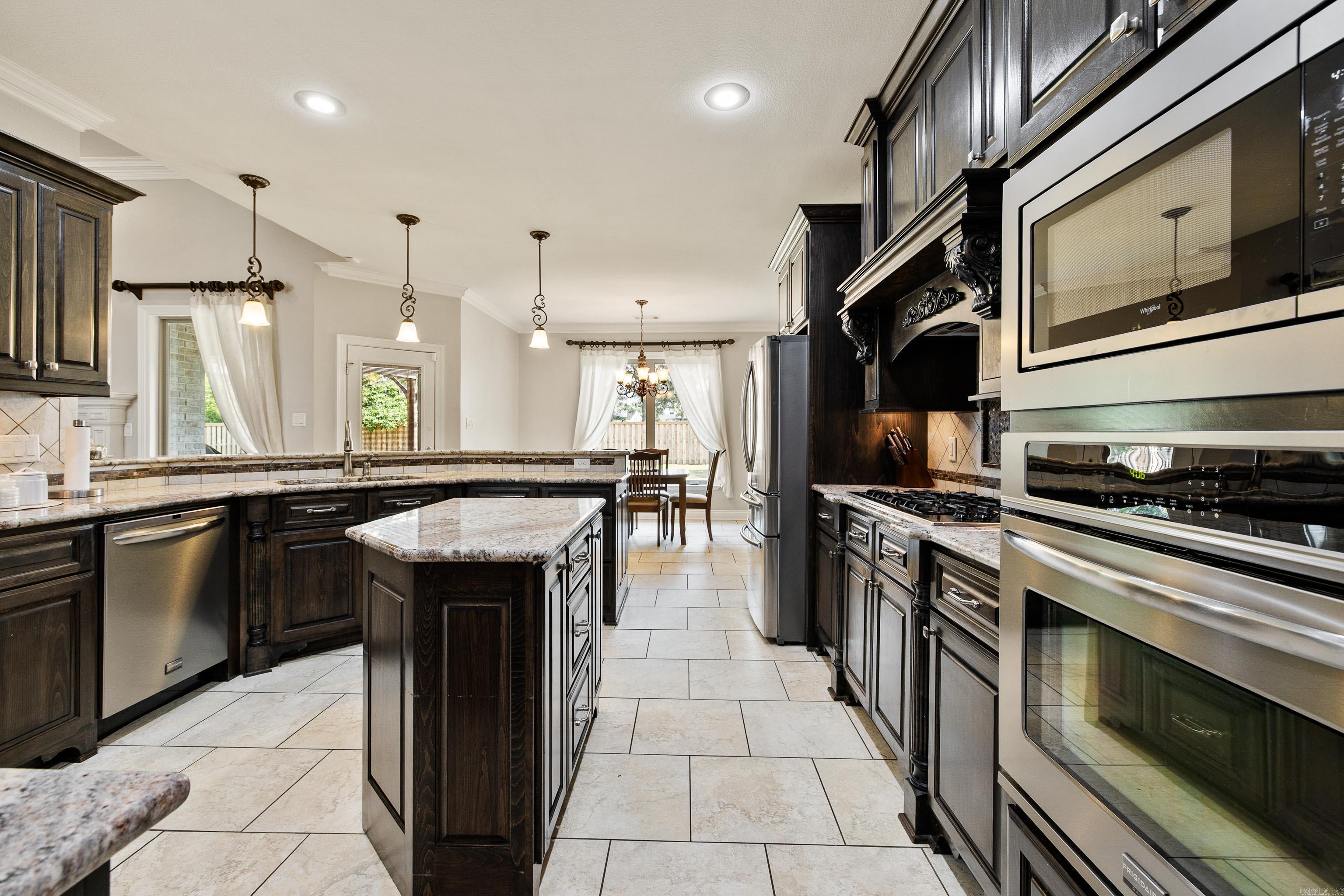 6557 Westminster Benton, AR 72019