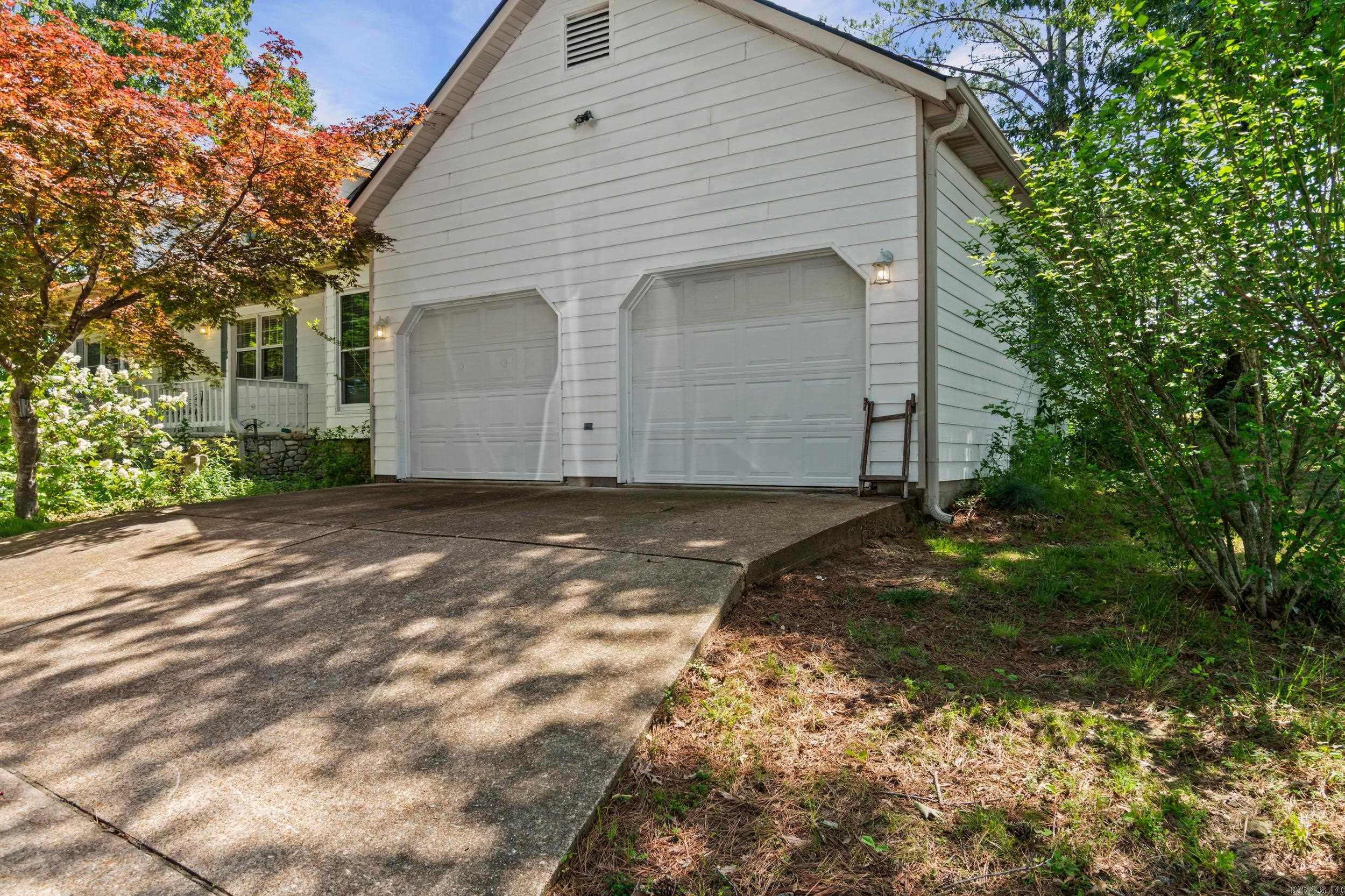1044 Whipporwill  Mountain View, AR