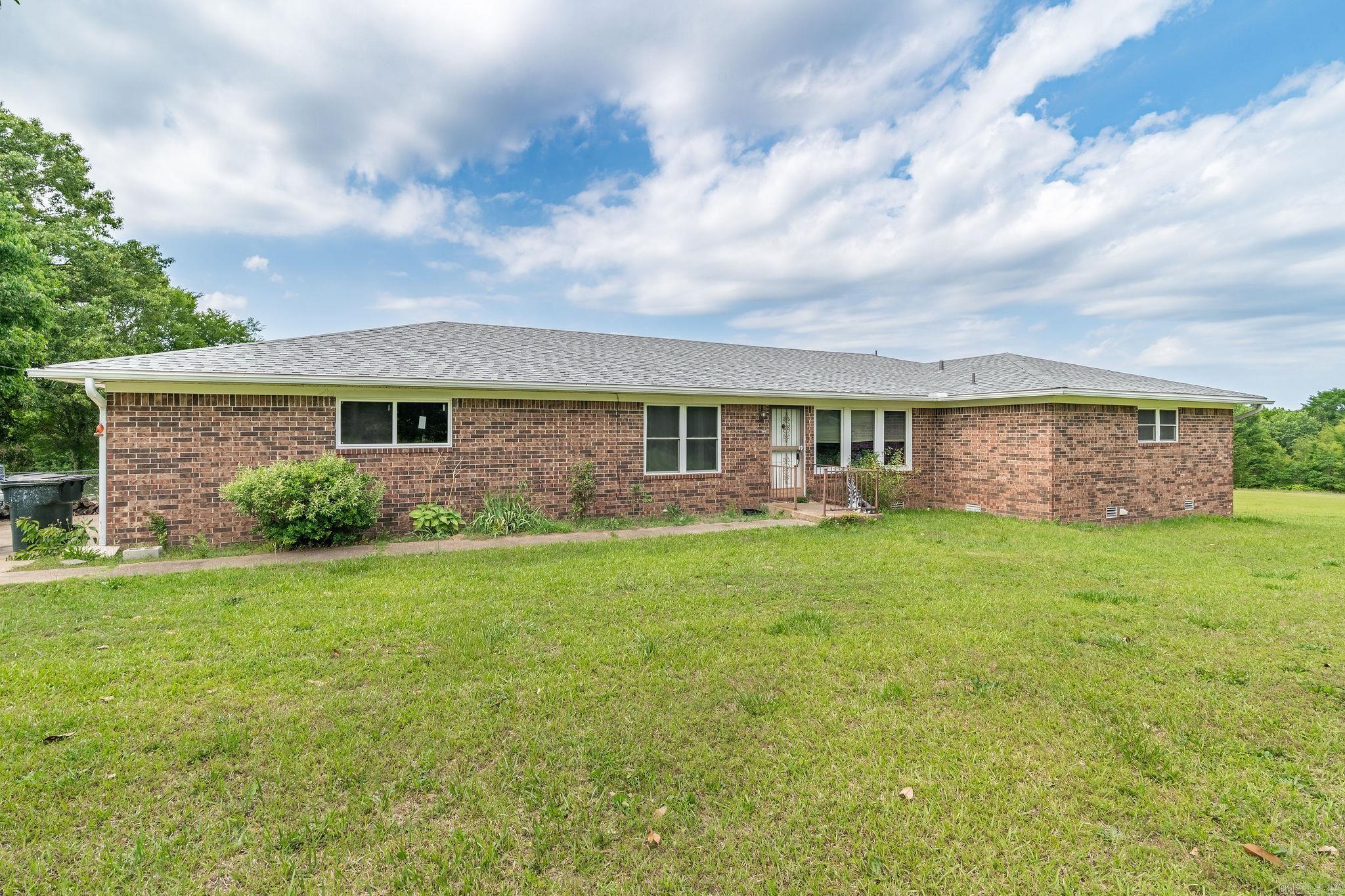 1694 Amity  Hot Springs, AR