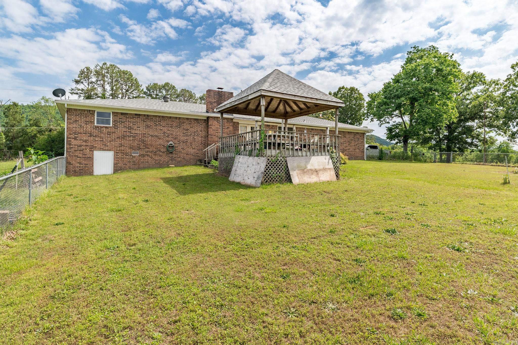 1694 Amity  Hot Springs, AR