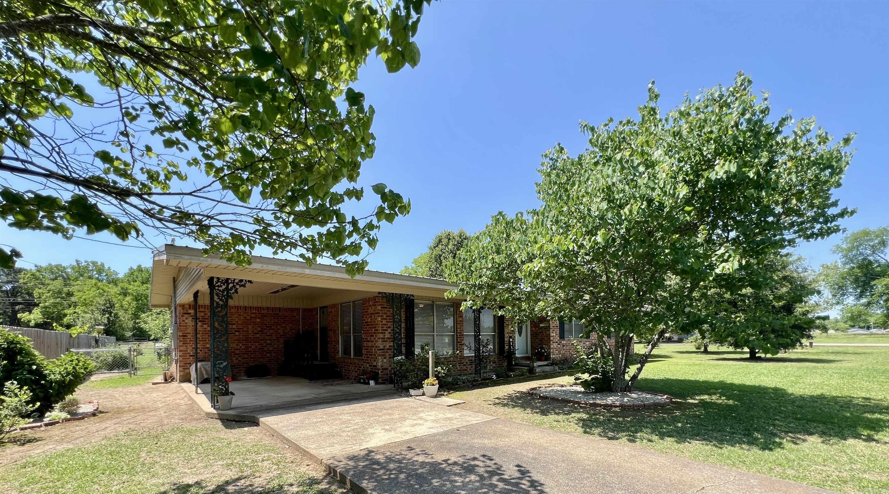 403 W Antioch  Delight, AR