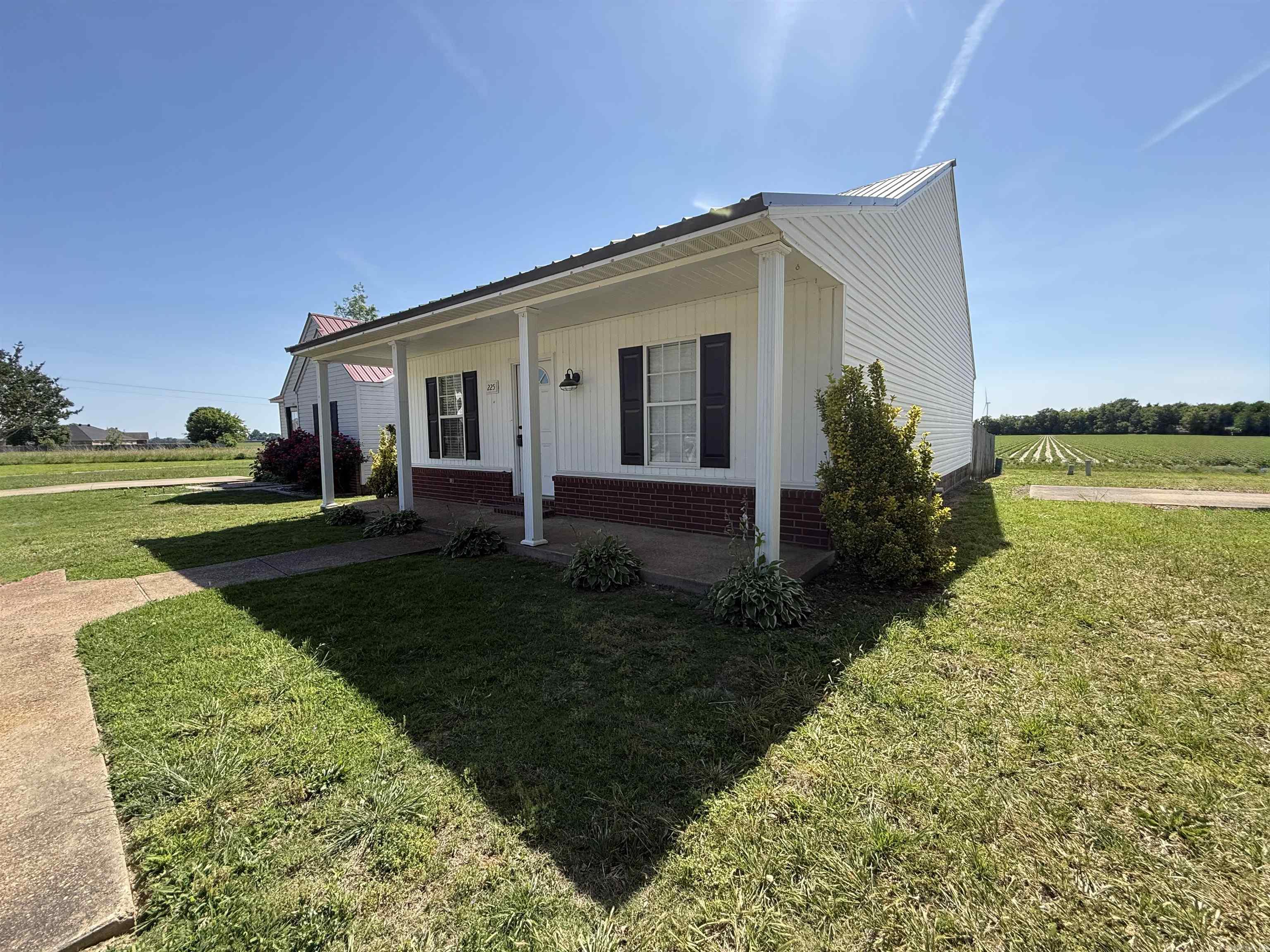 225 Sequoia St Wynne, AR 72396