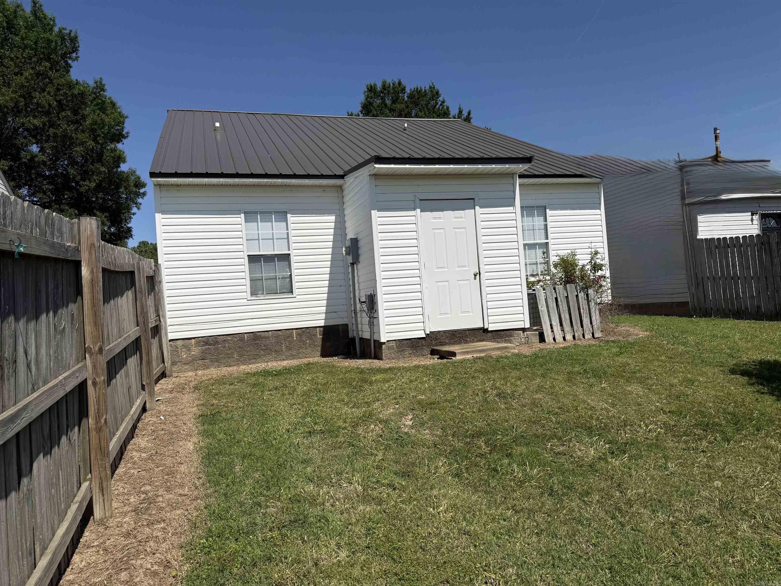 225 Sequoia St Wynne, AR 72396
