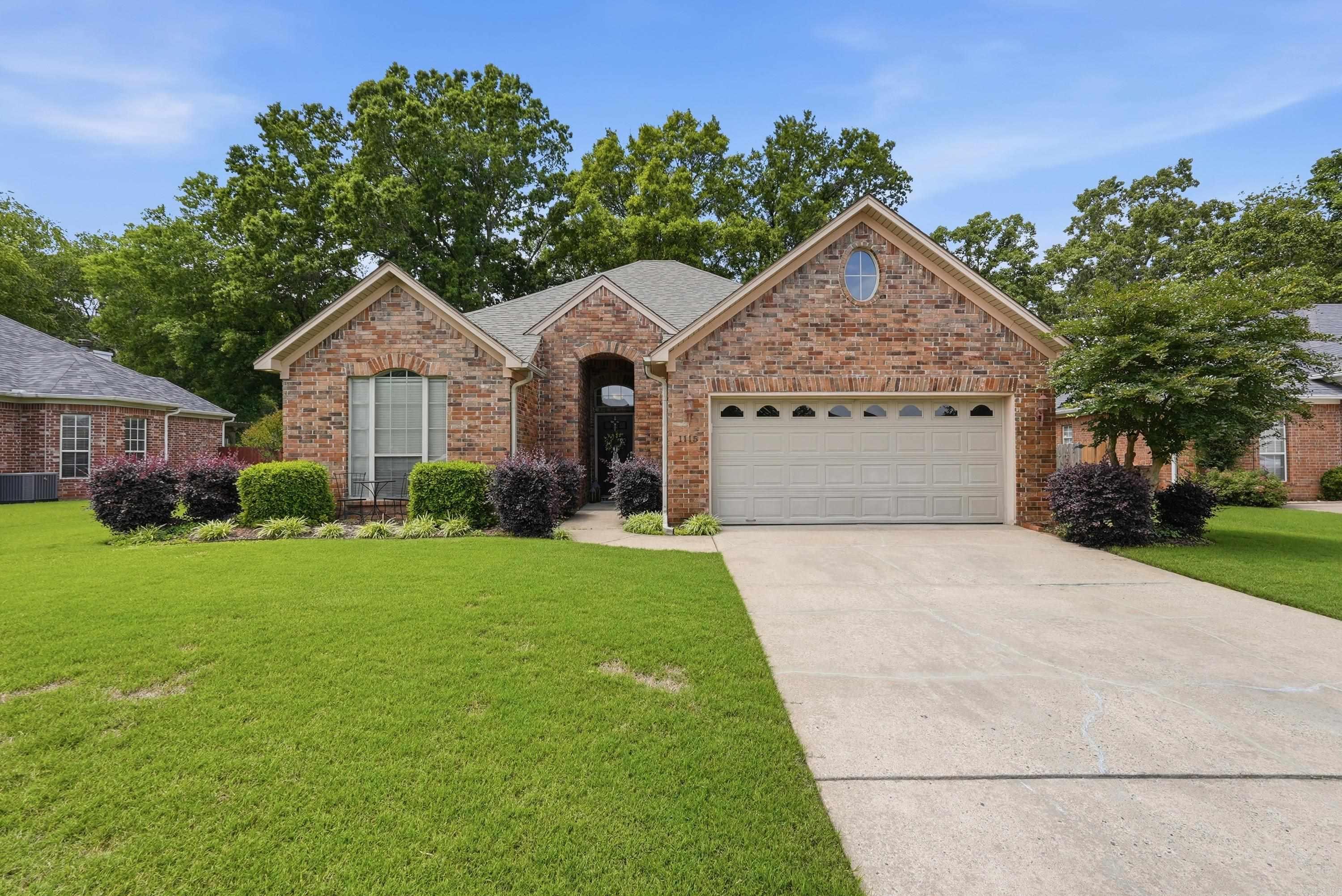 1115 Westfield Dr  Conway, AR