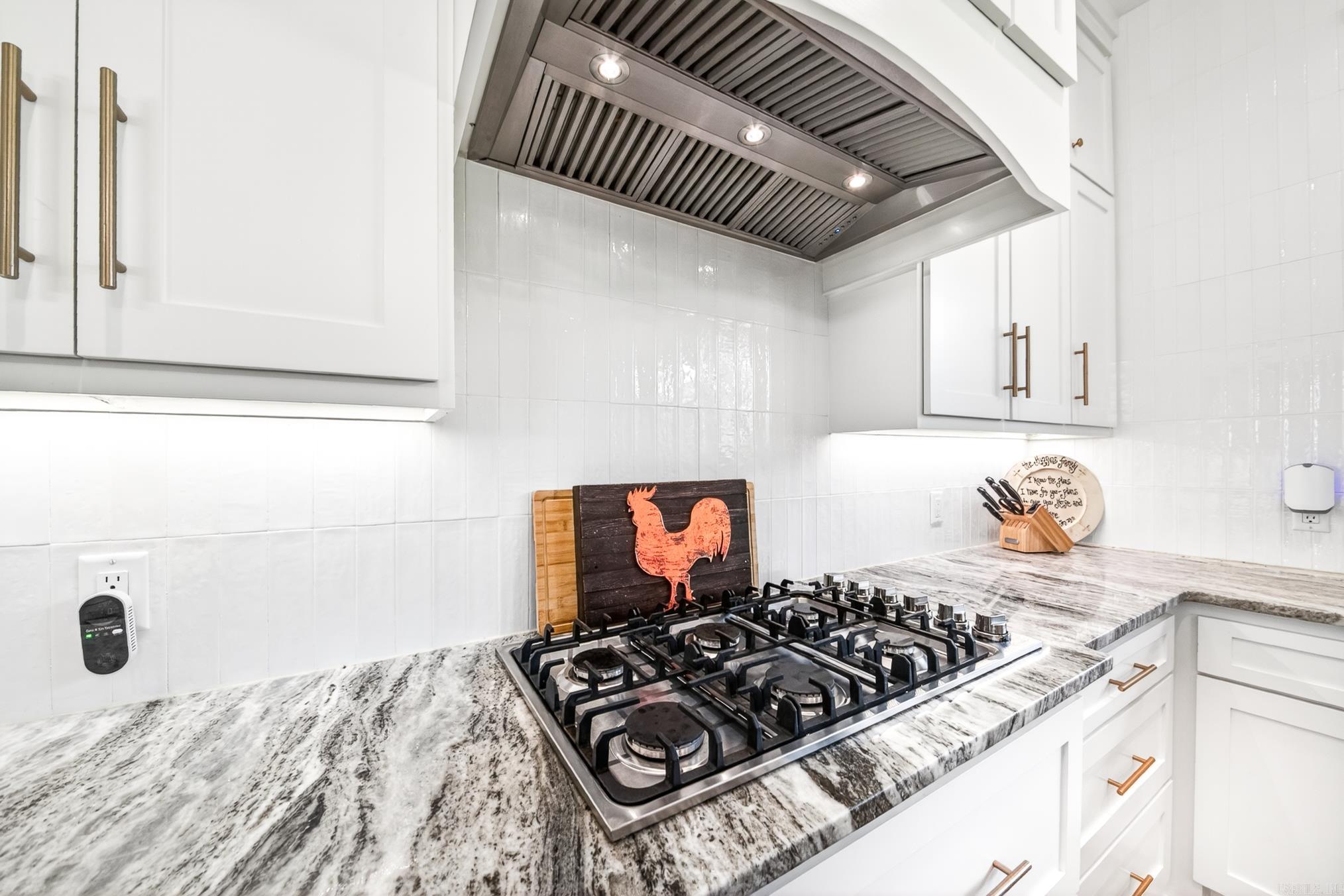 1586 Calcutta  Cabot, AR