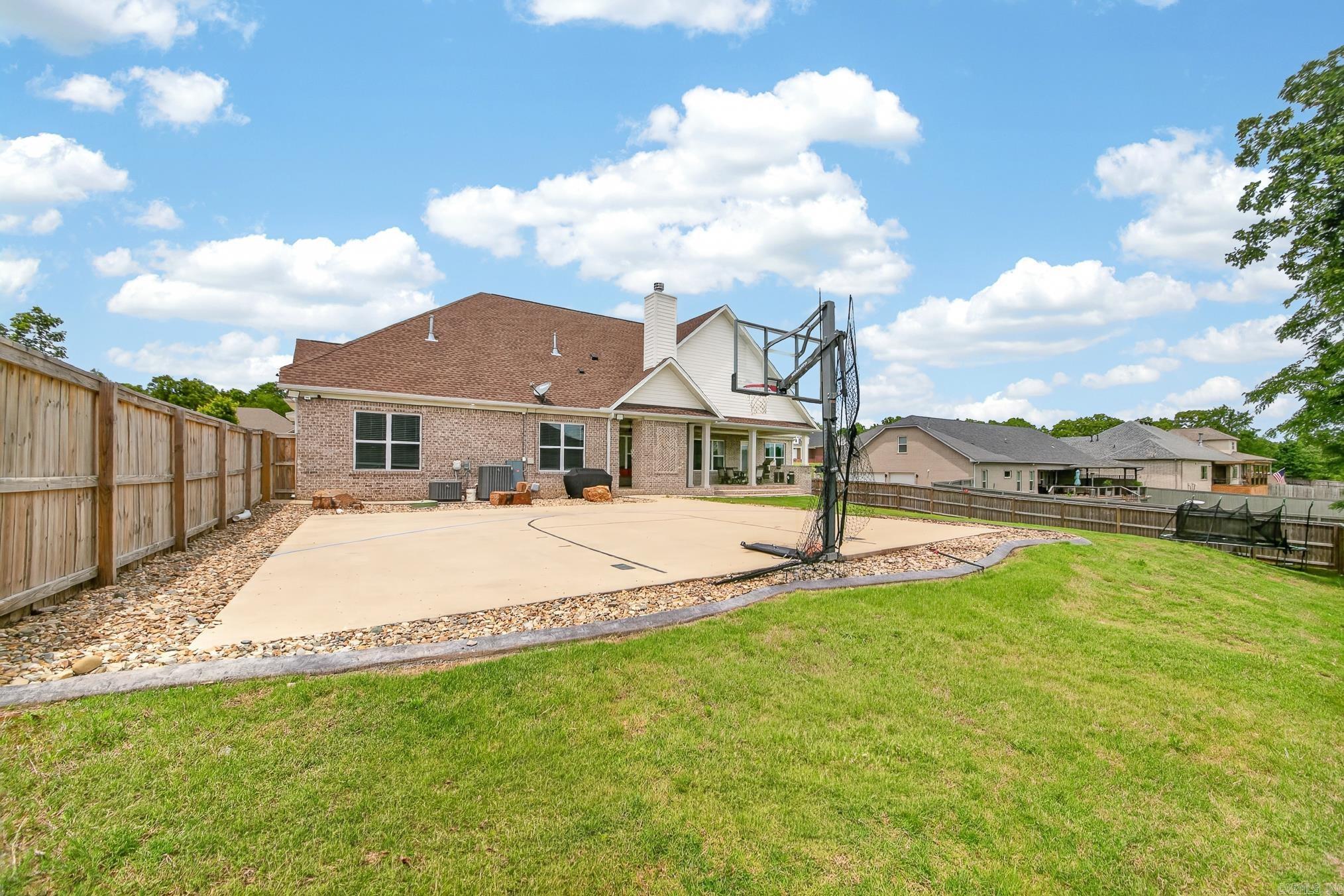 1586 Calcutta  Cabot, AR