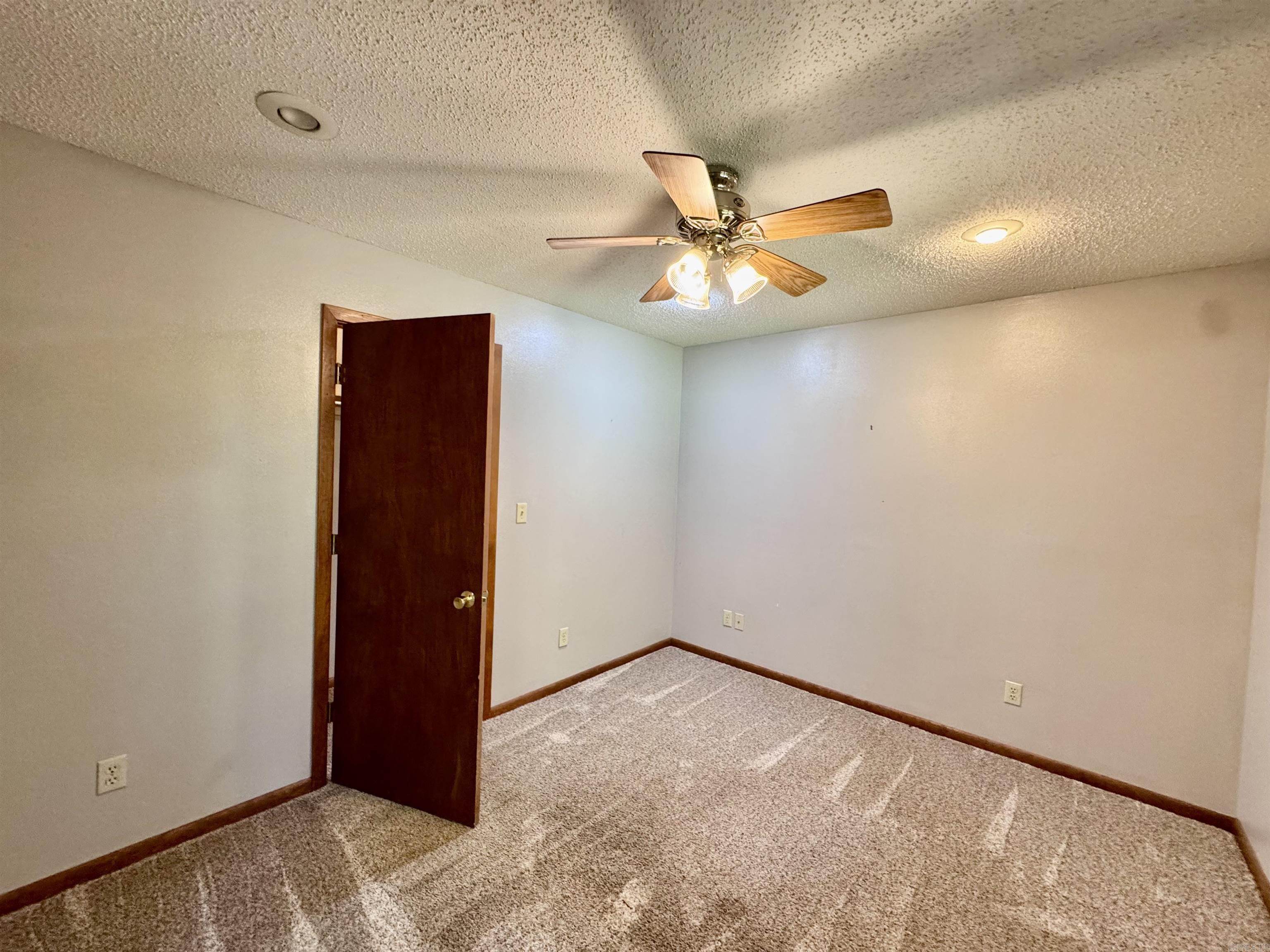 2507 Woodland Bluff  Heber Springs, AR