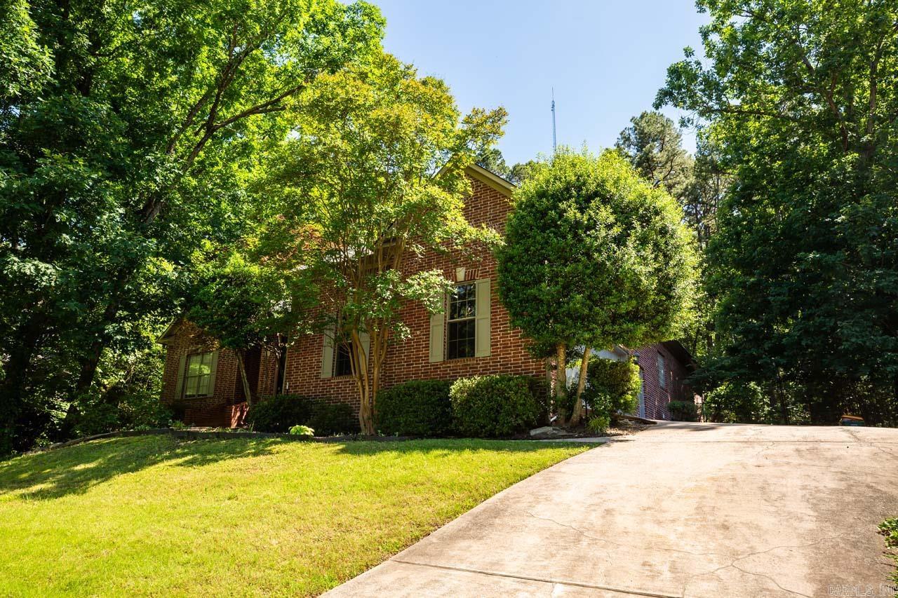 7 Bouresse Dr  Little Rock, AR