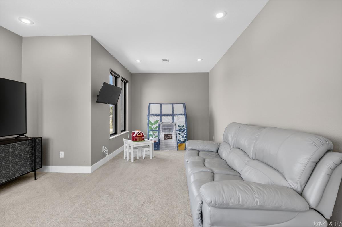6736 Hilo  Benton, AR