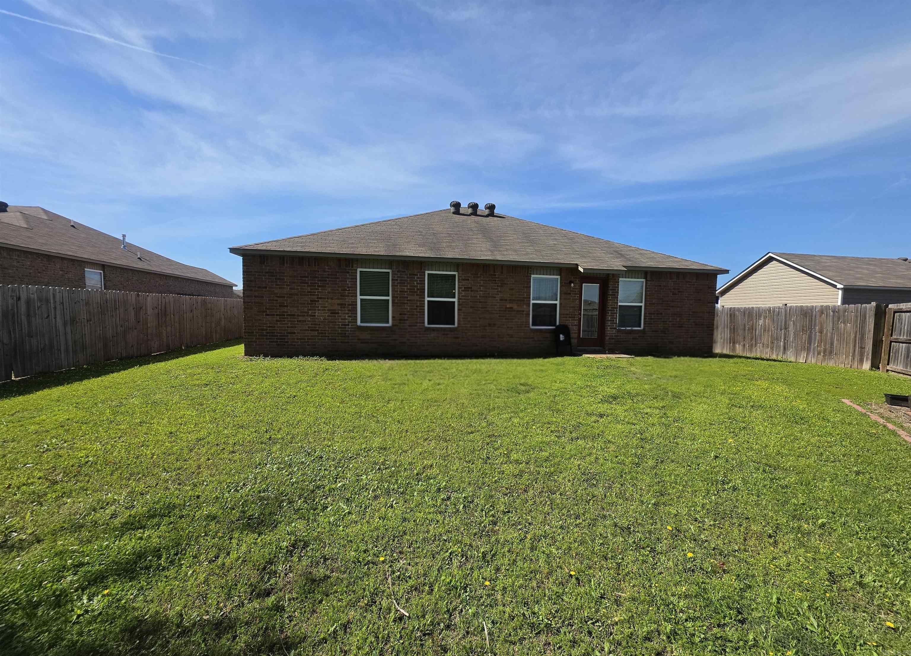 6740 Red Oak Lane  North Little Rock, AR