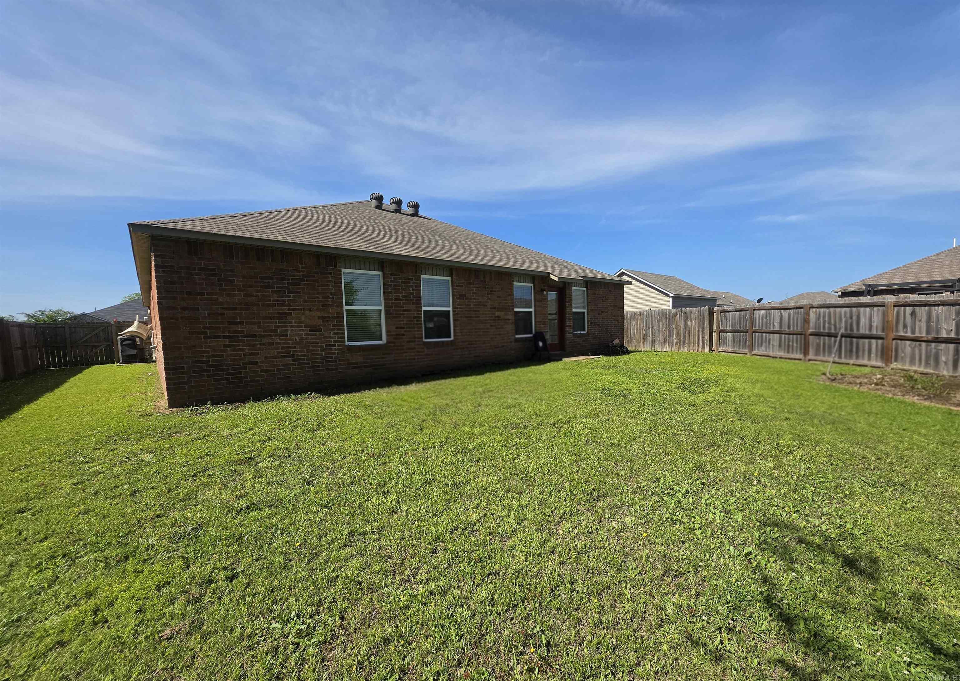 6740 Red Oak Lane  North Little Rock, AR