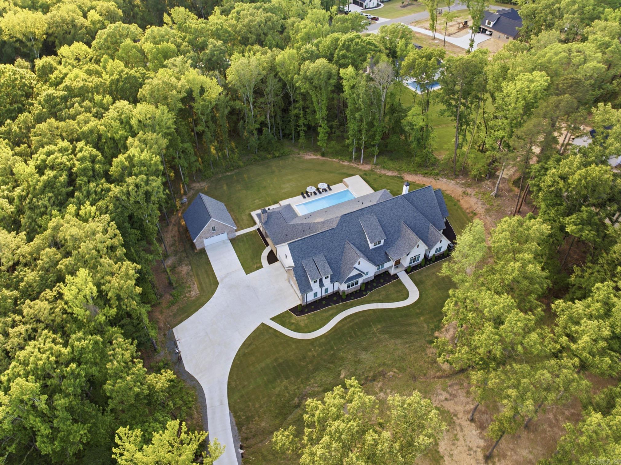 317 Abrielle Lane  Benton, AR