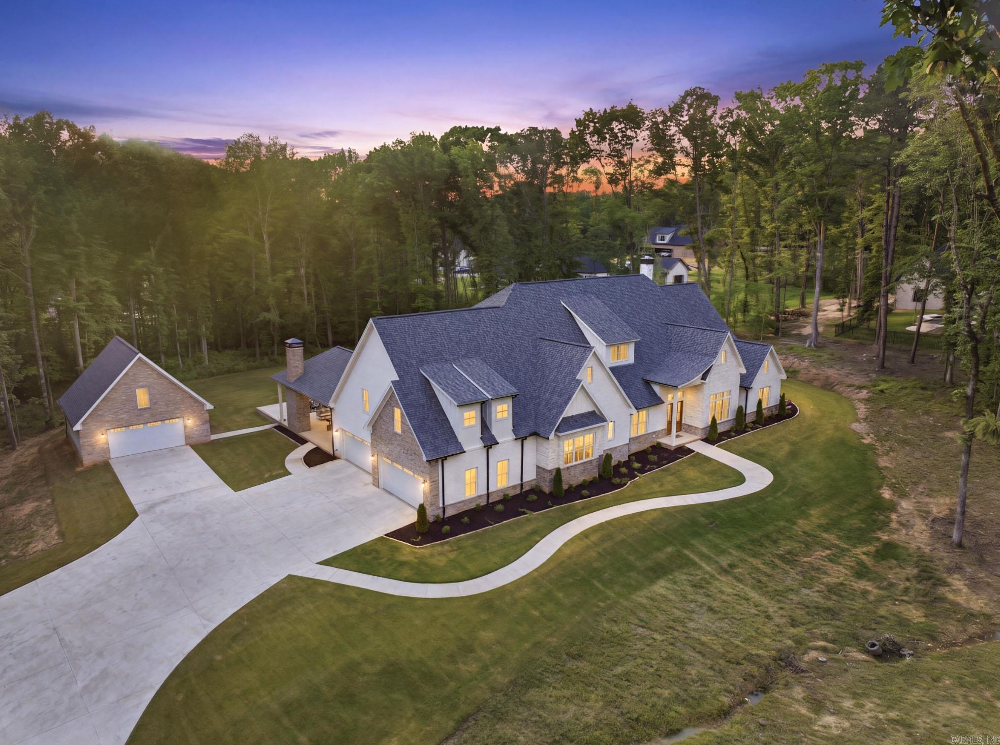 317 Abrielle Lane  Benton, AR