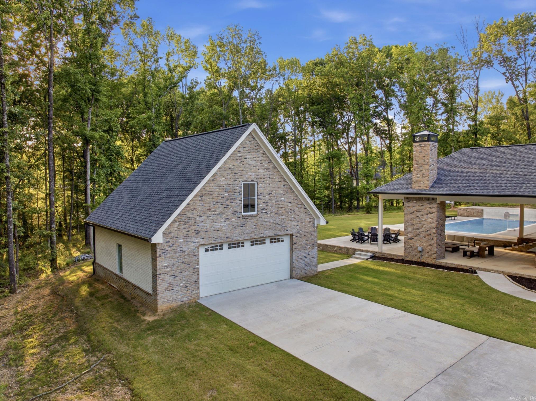 317 Abrielle Lane  Benton, AR
