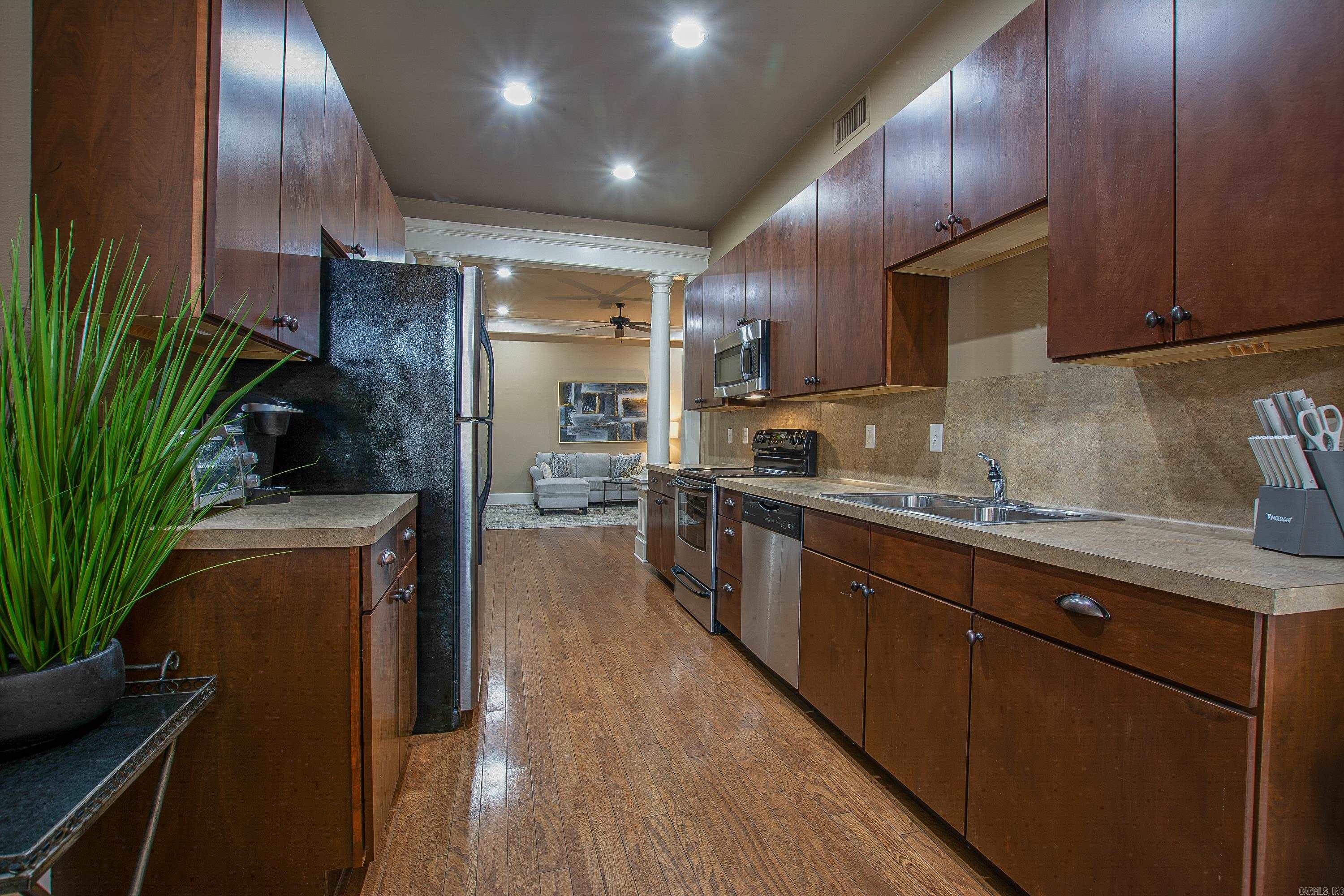 614 Center  Little Rock, AR