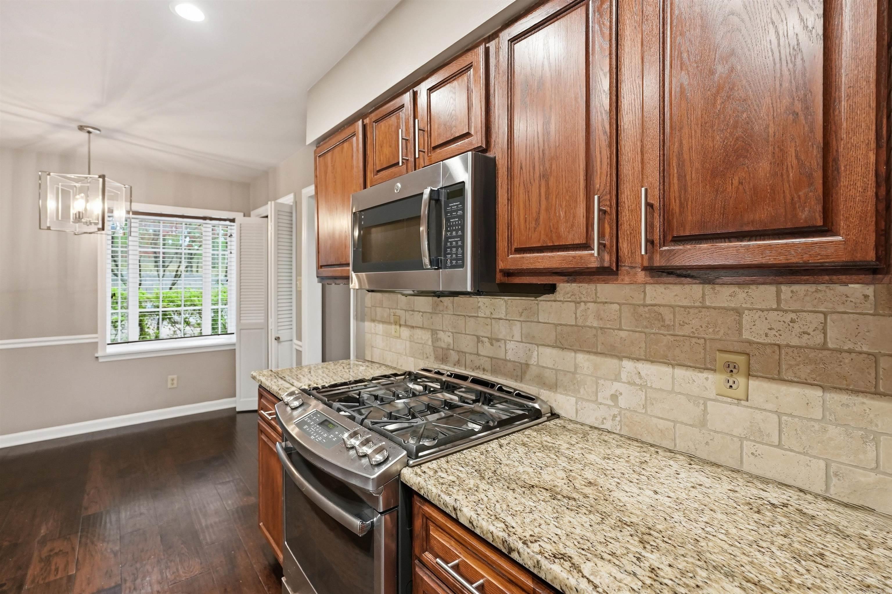 32 Kingsbridge  Little Rock, AR