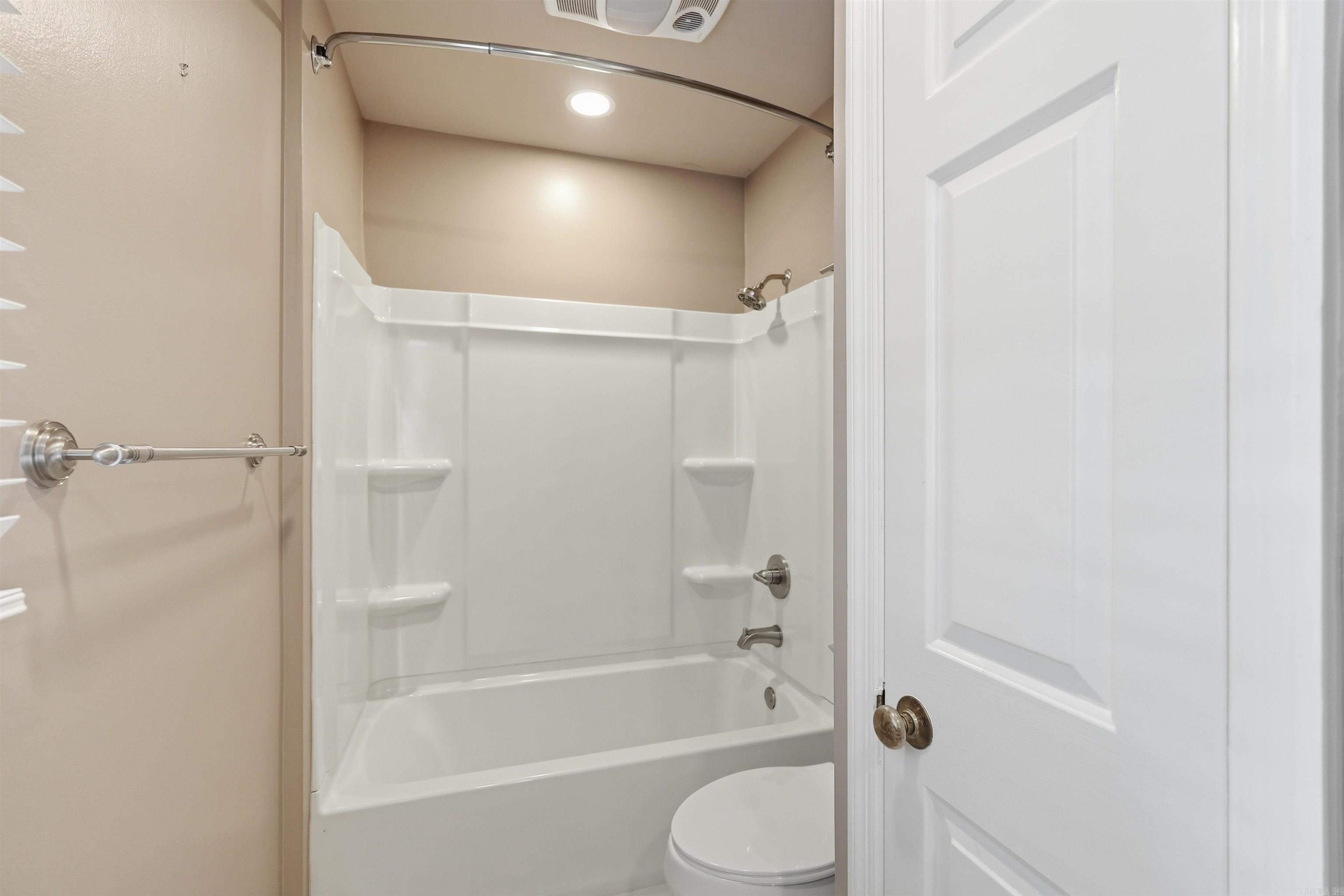 32 Kingsbridge  Little Rock, AR