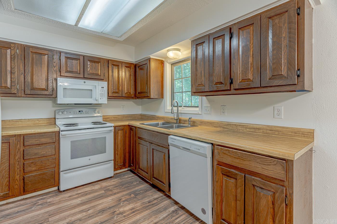 6 S Hileah Trce  Cherokee Village, AR