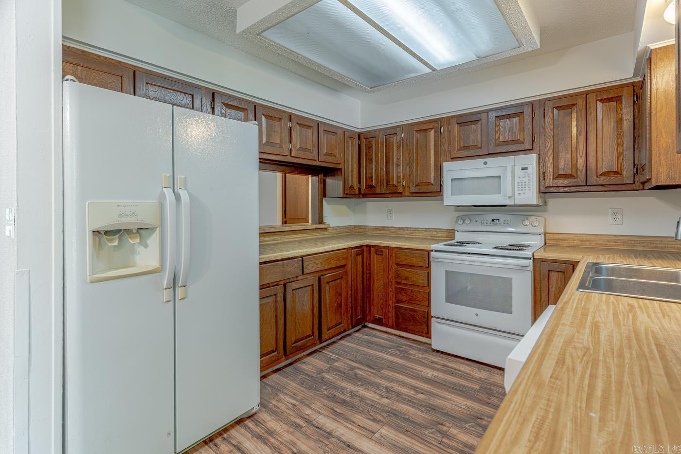 6 S Hileah Trce  Cherokee Village, AR