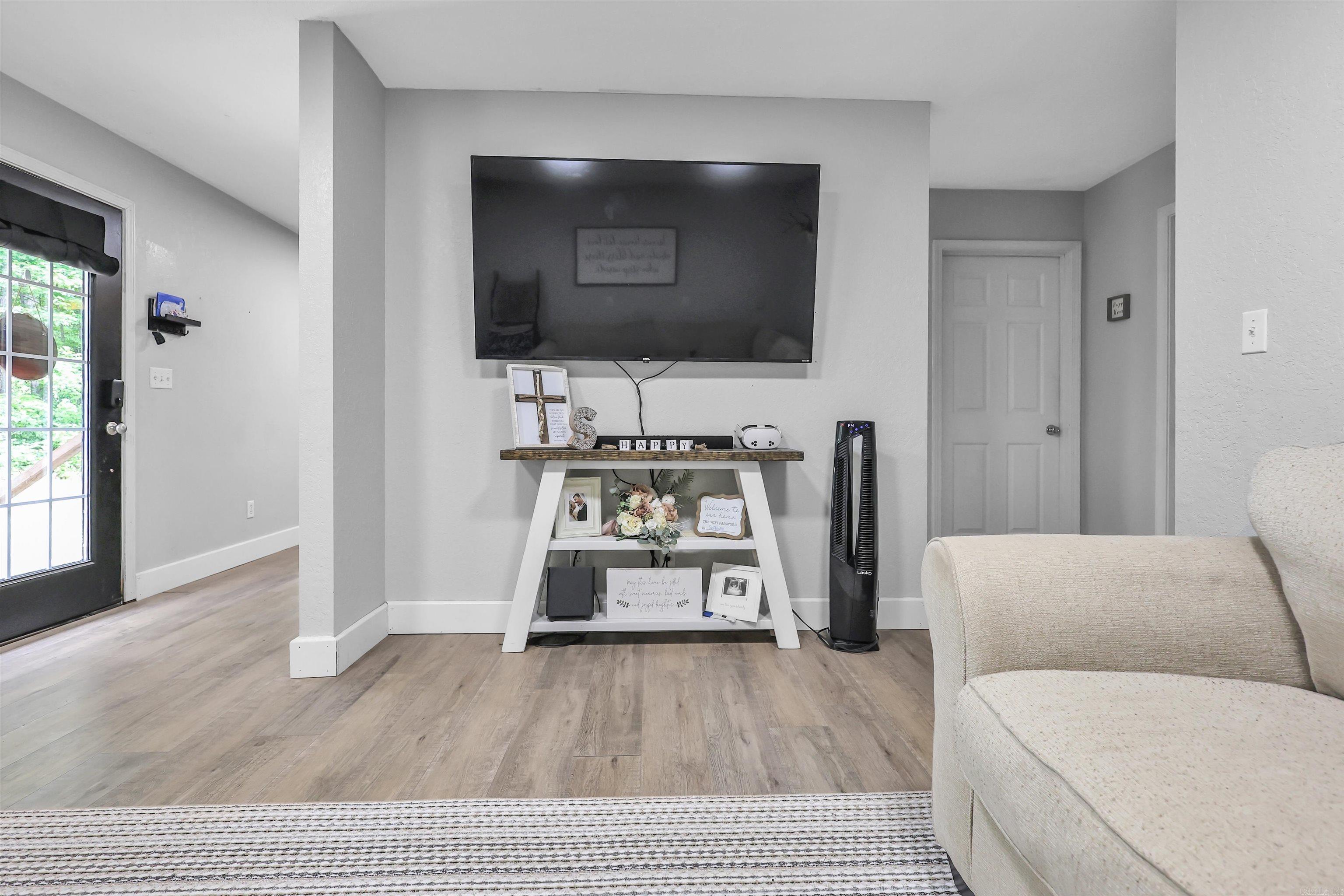 136 Barentine  Amity, AR