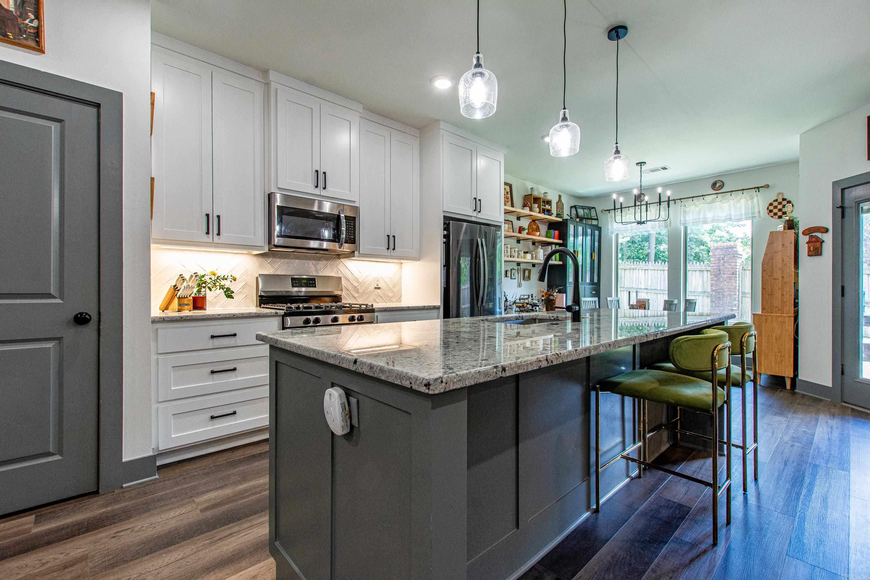 2691 Juniper  Benton, AR