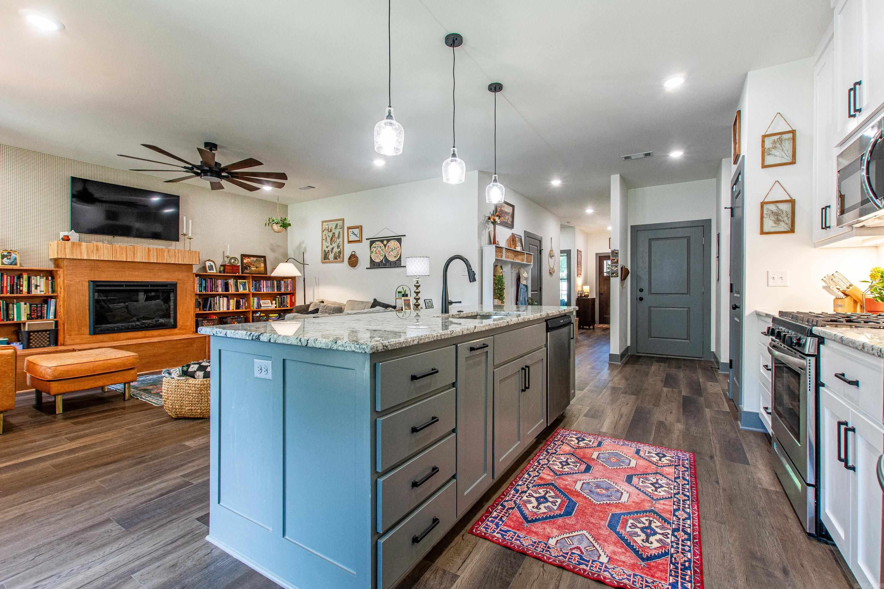 2691 Juniper  Benton, AR