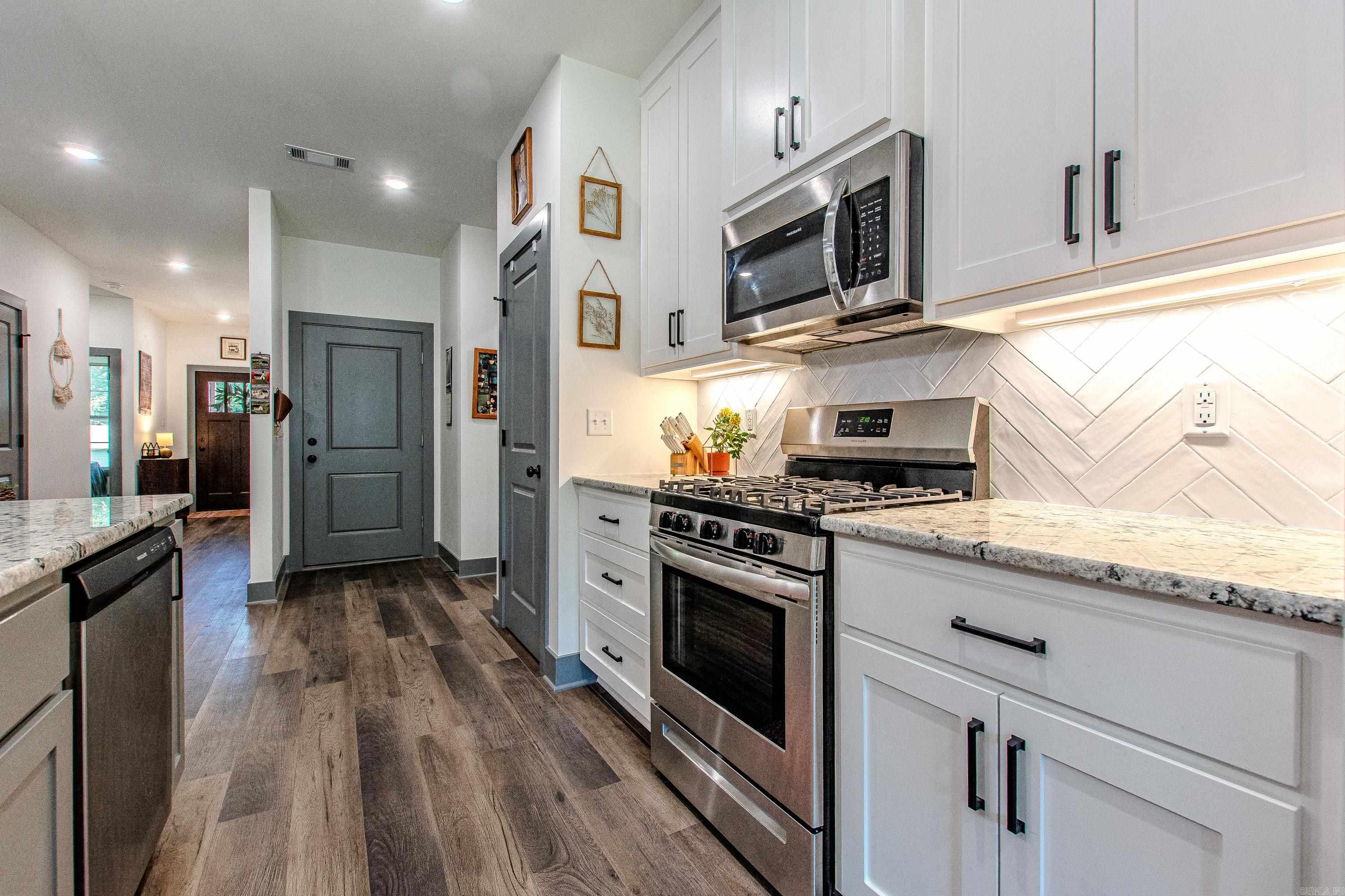 2691 Juniper  Benton, AR