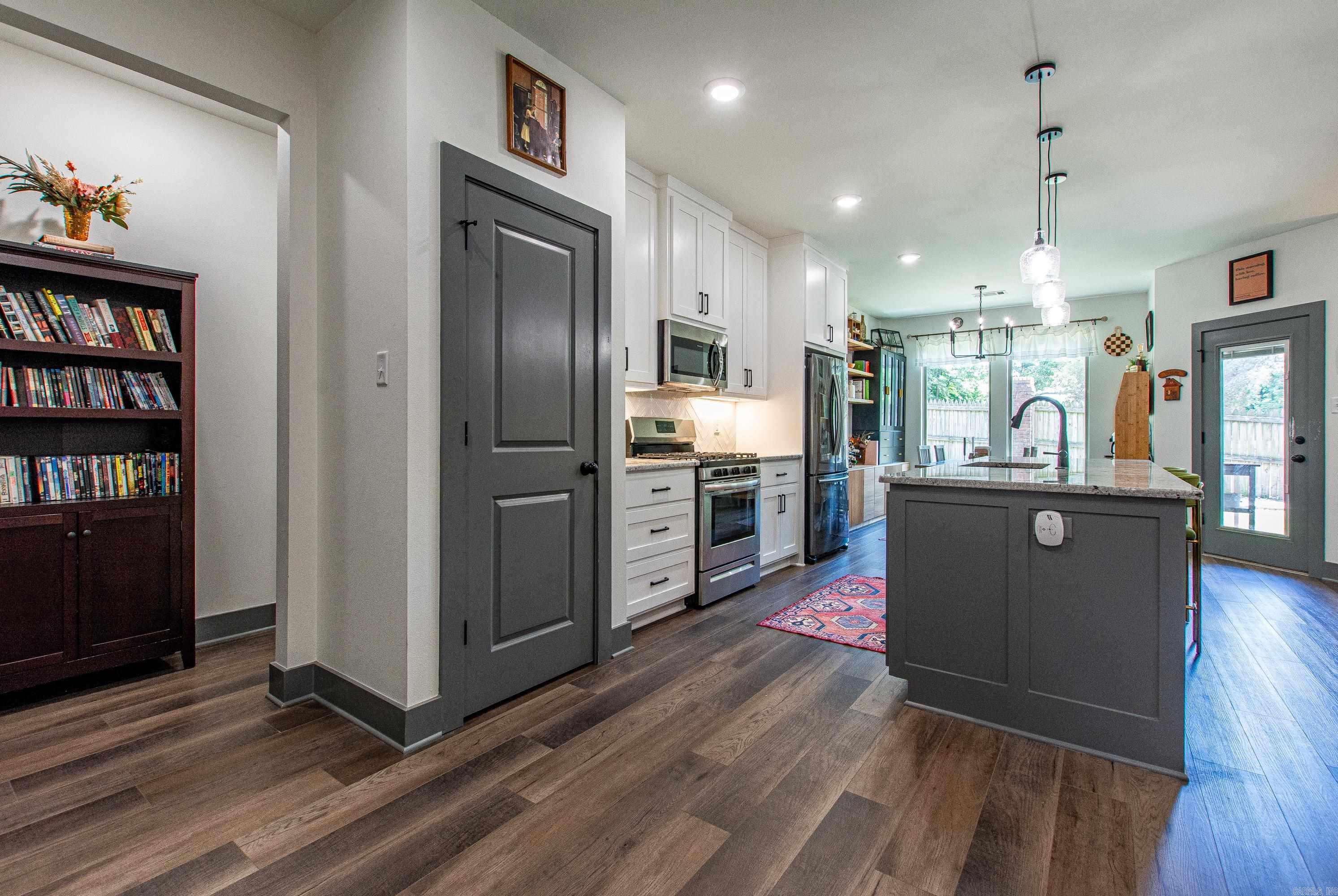 2691 Juniper  Benton, AR