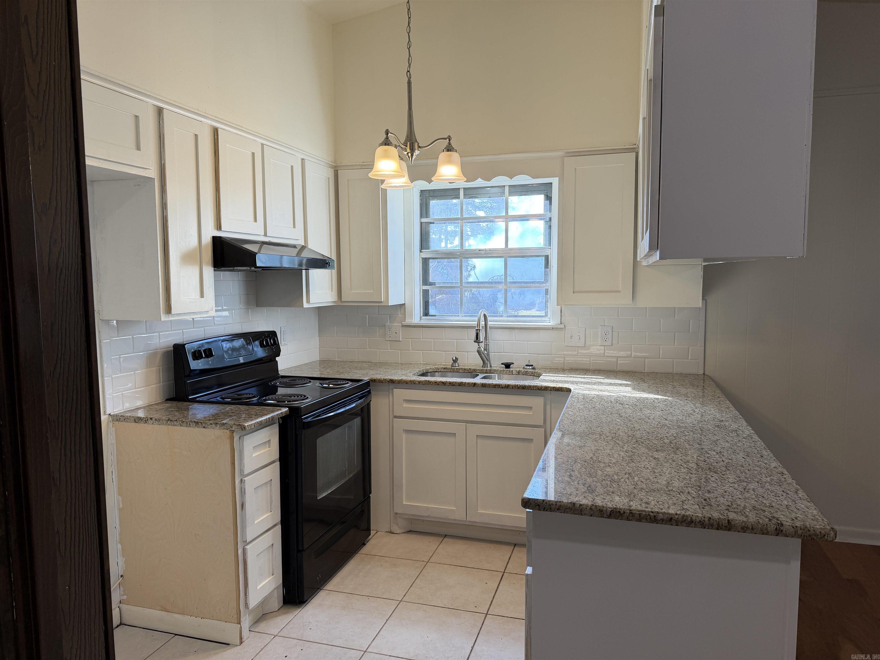 86 Lexington  White Hall, AR
