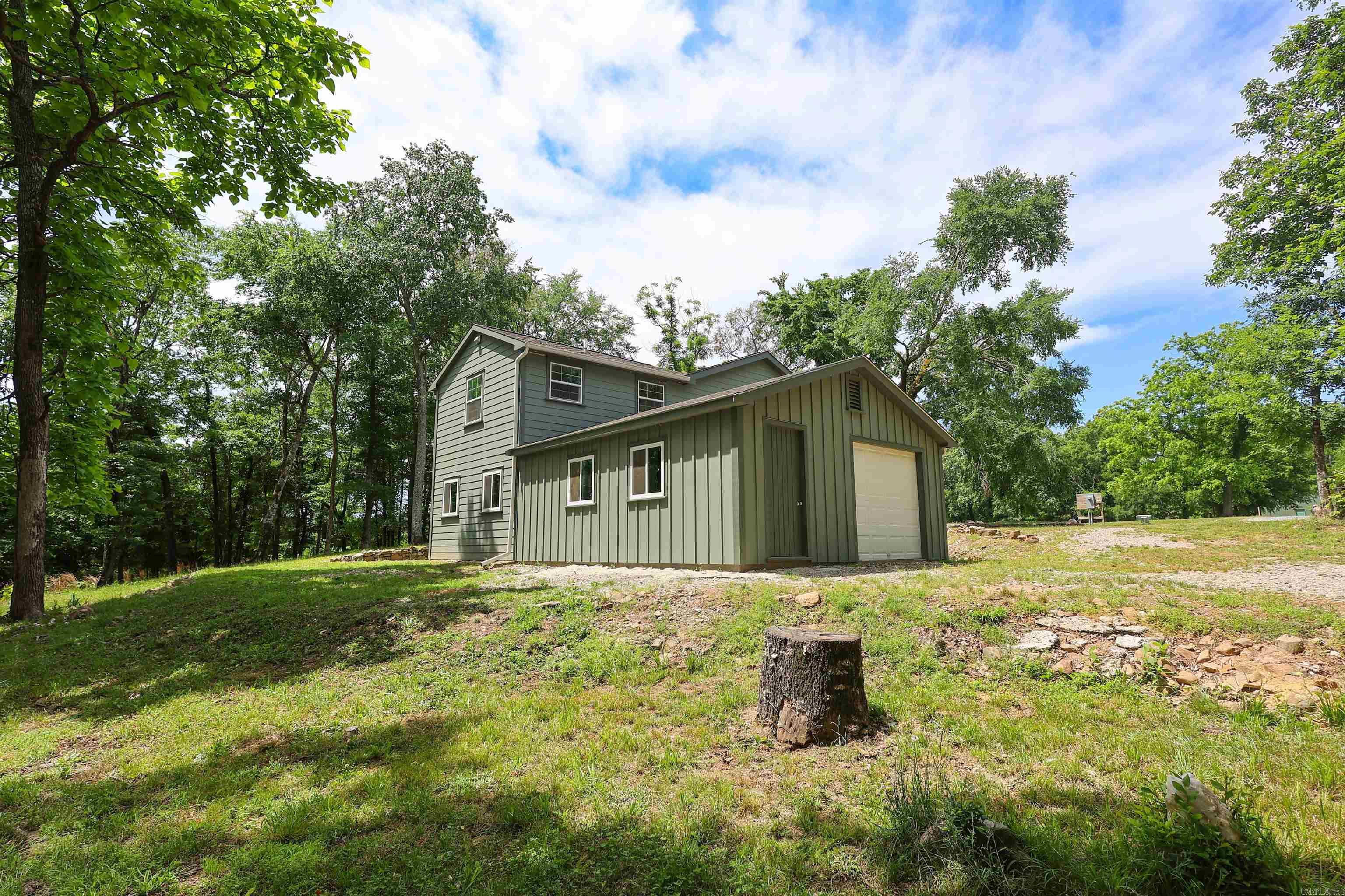 20 Reva's Retreat  Story, AR