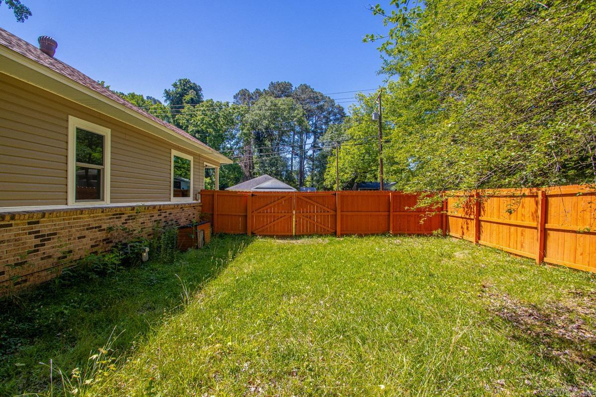 314 W Church St  Sheridan, AR