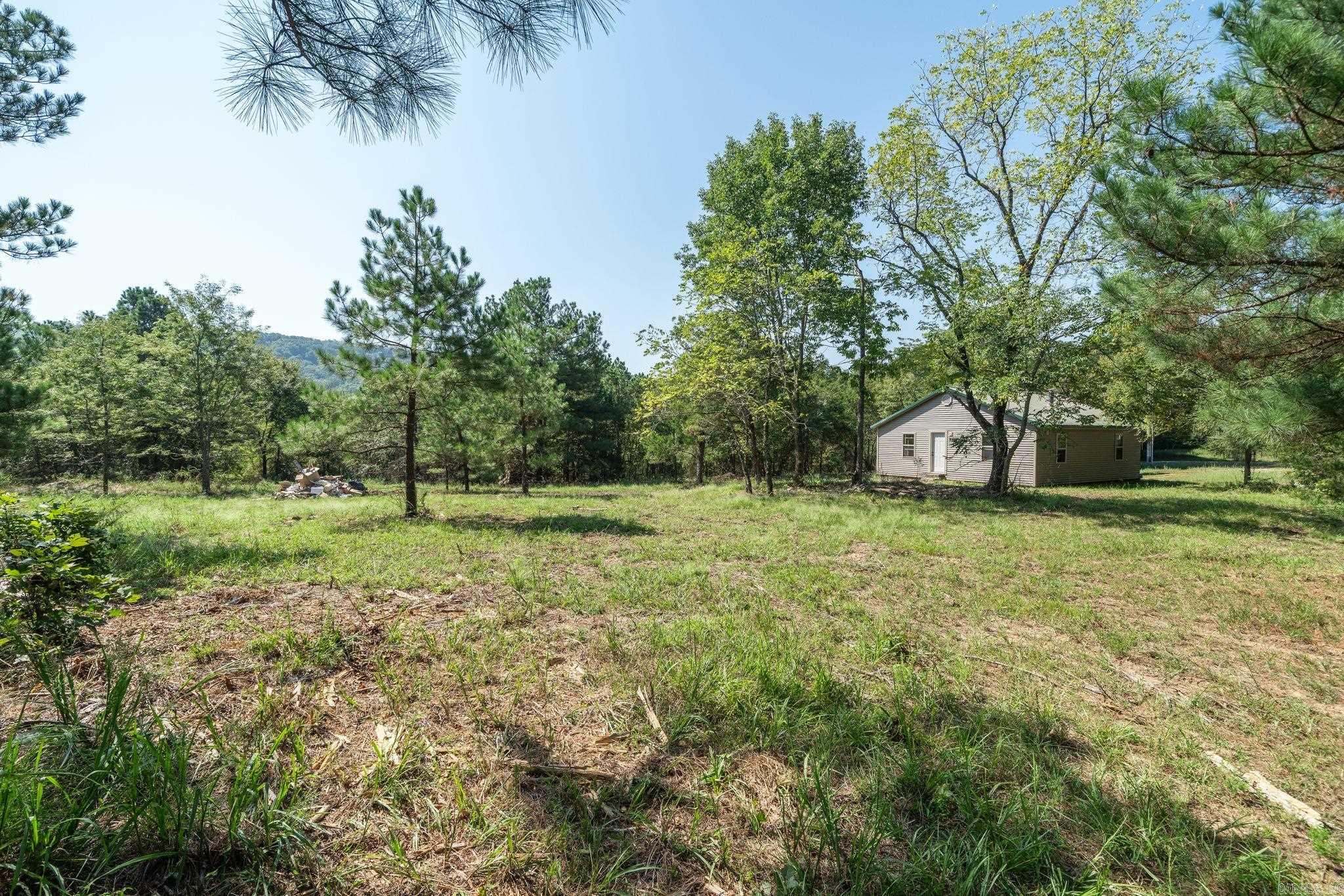 3024 Red Bench rd  Paris, AR