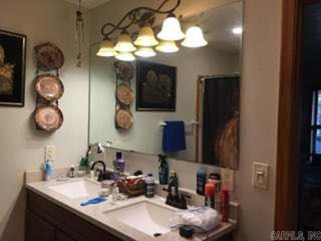 191 Westwind CT  Clarkridge, AR