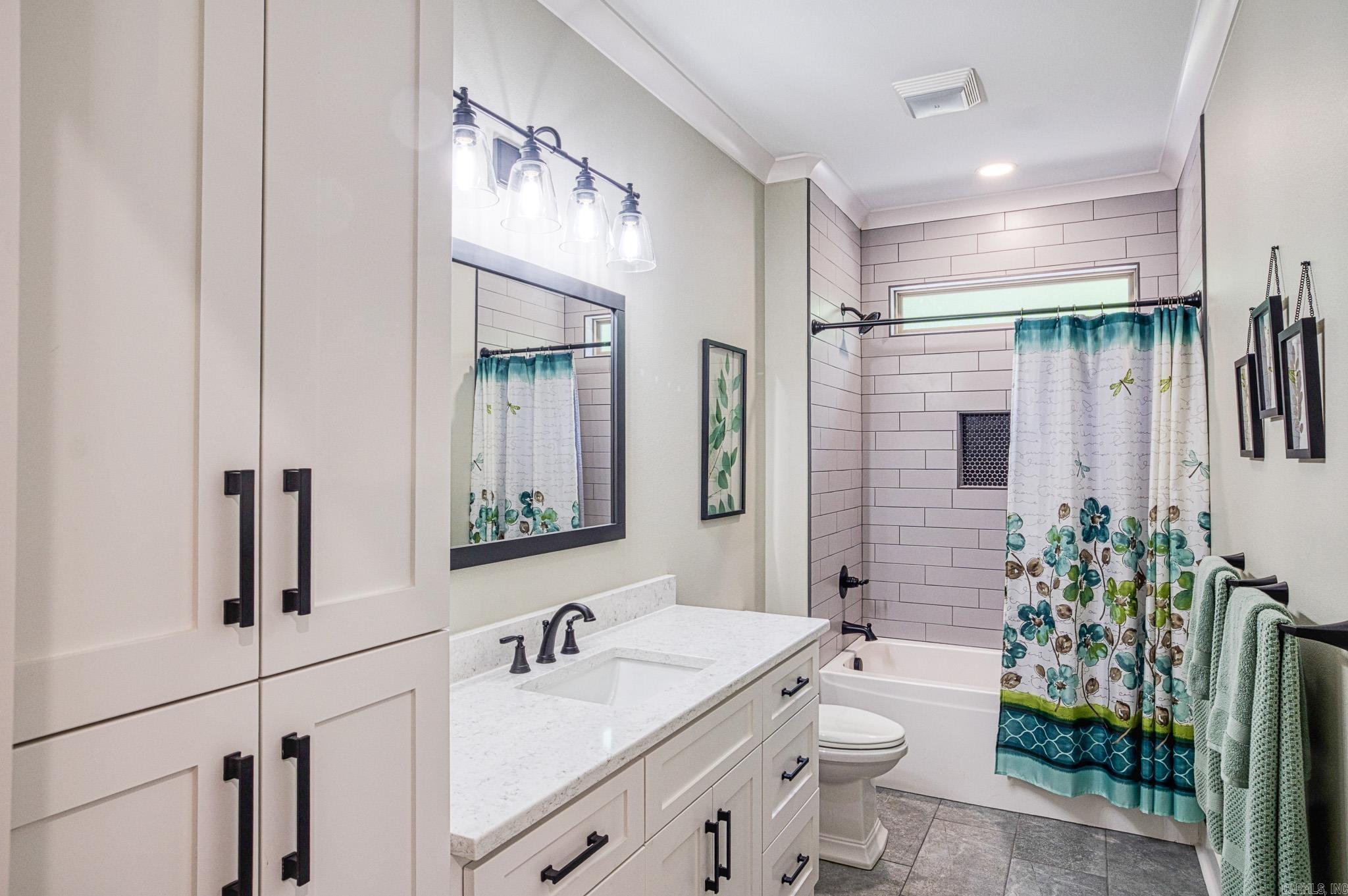 10 Piocha  Hot Springs Village, AR