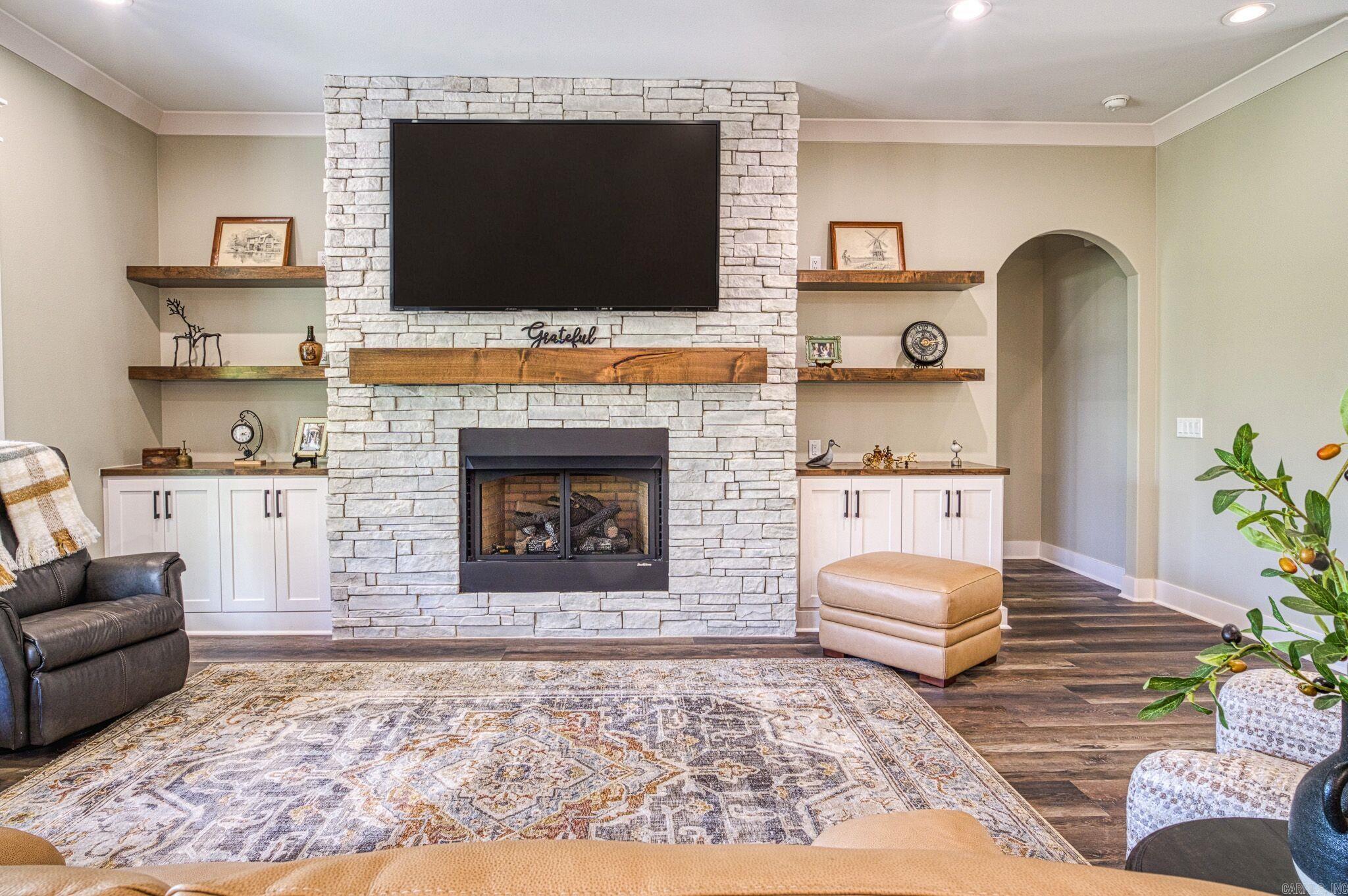10 Piocha  Hot Springs Village, AR