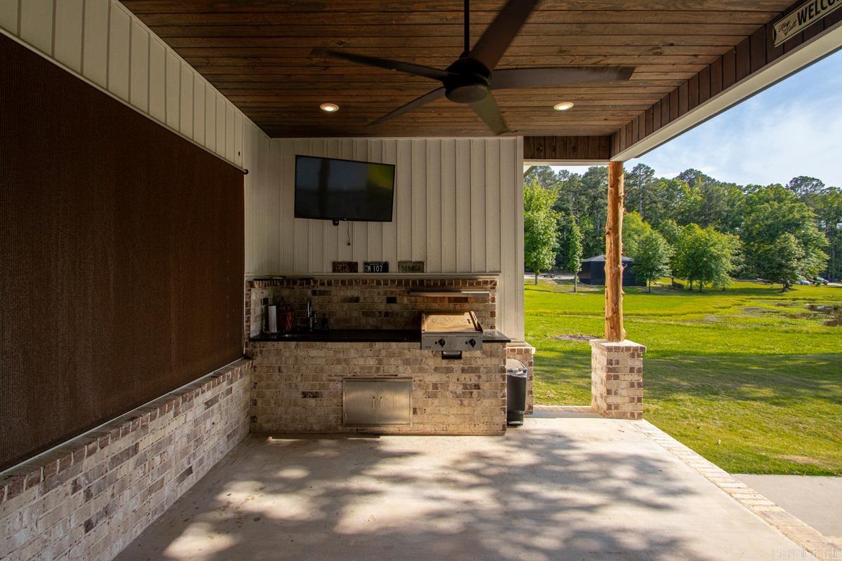 713 Grant 43  Sheridan, AR