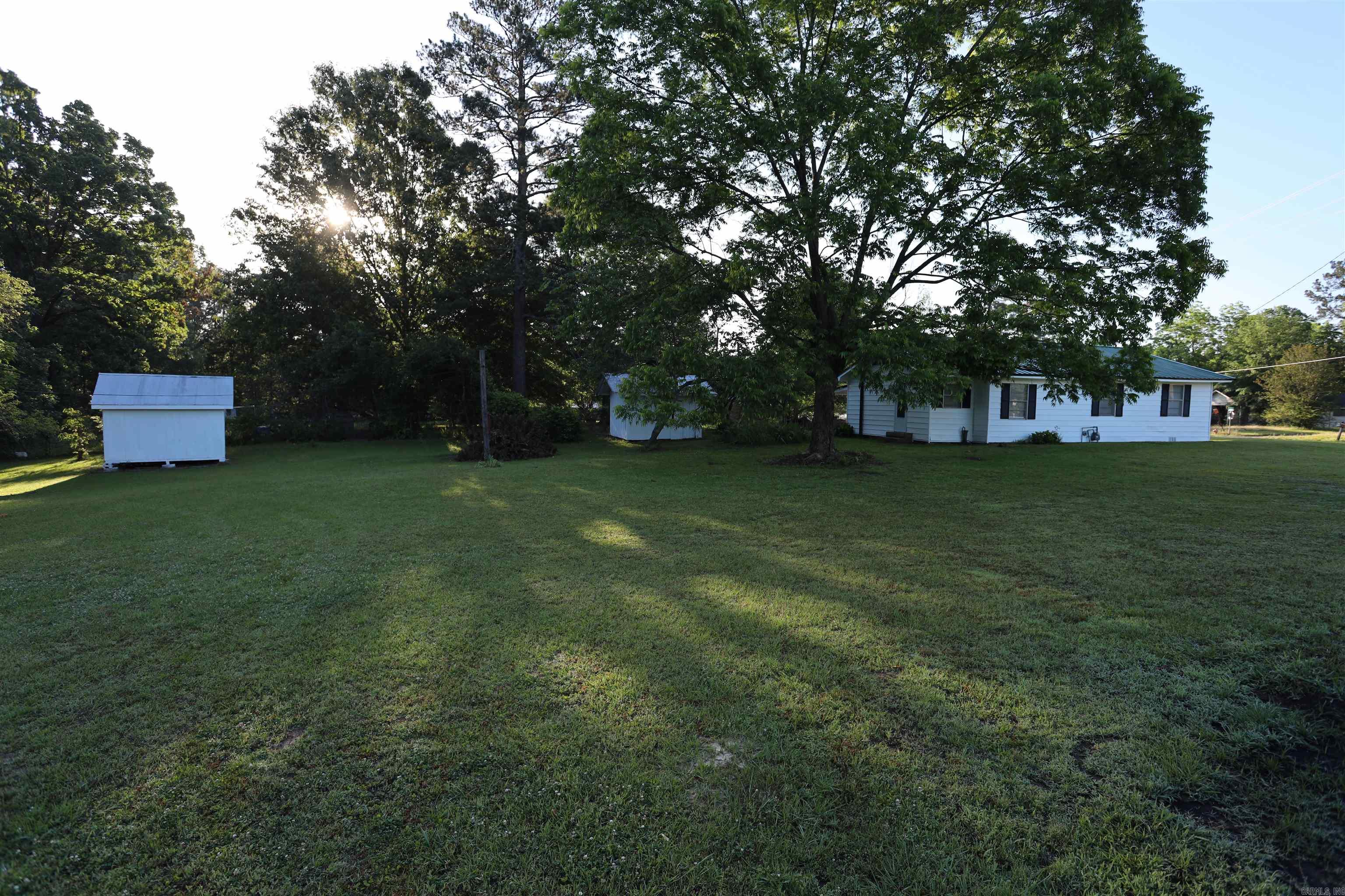 1702 W Pine  Warren, AR