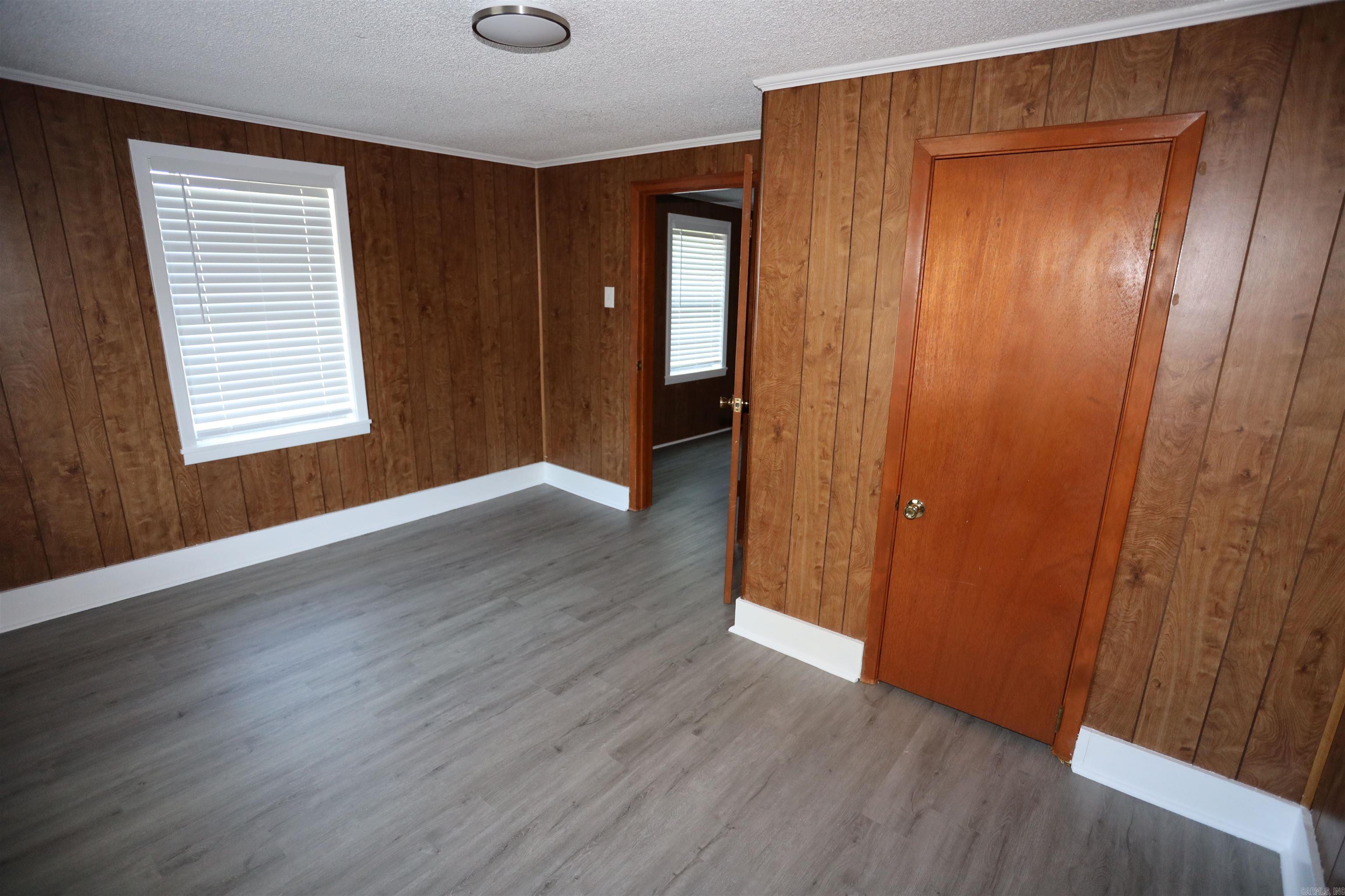 1702 W Pine  Warren, AR