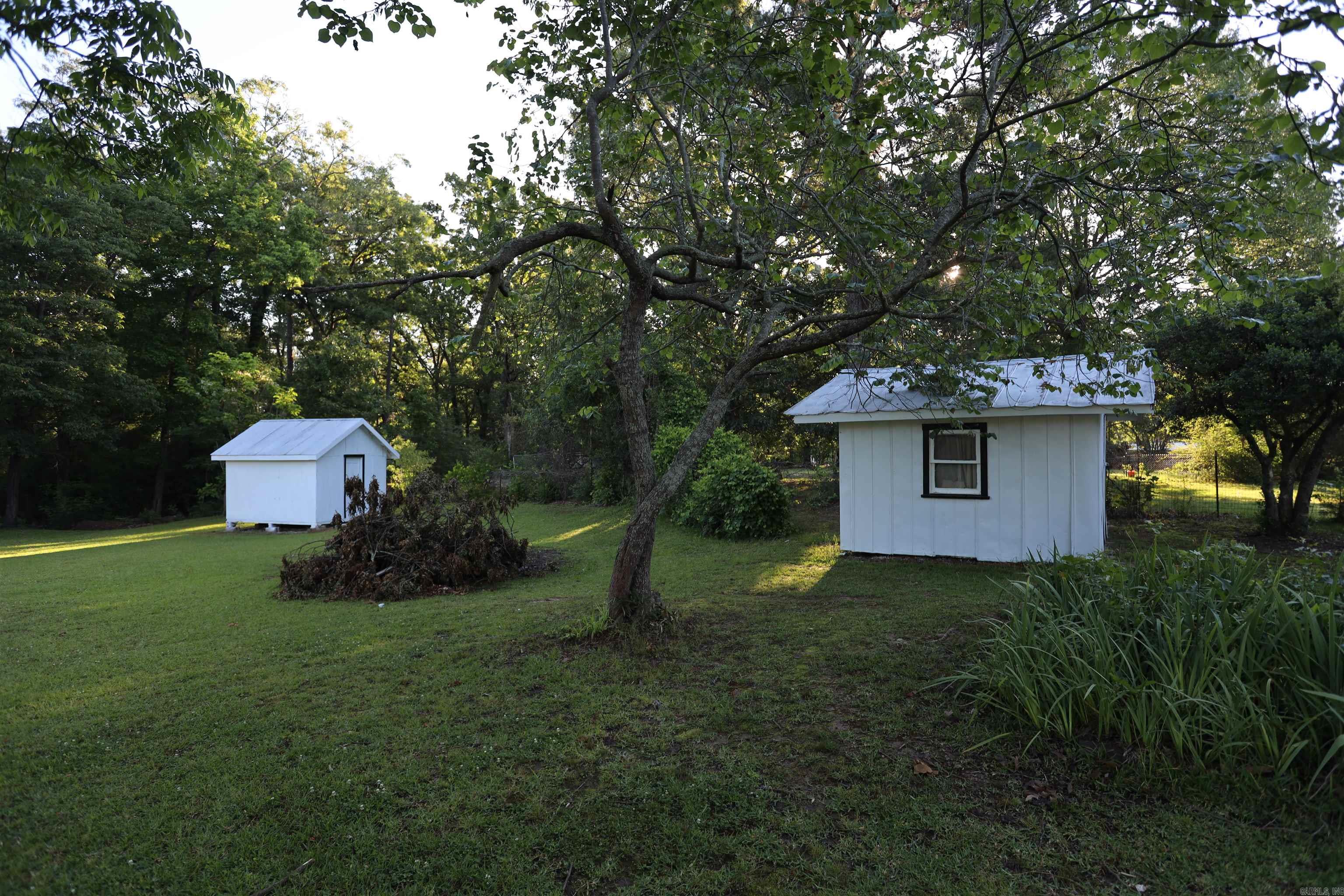 1702 W Pine  Warren, AR