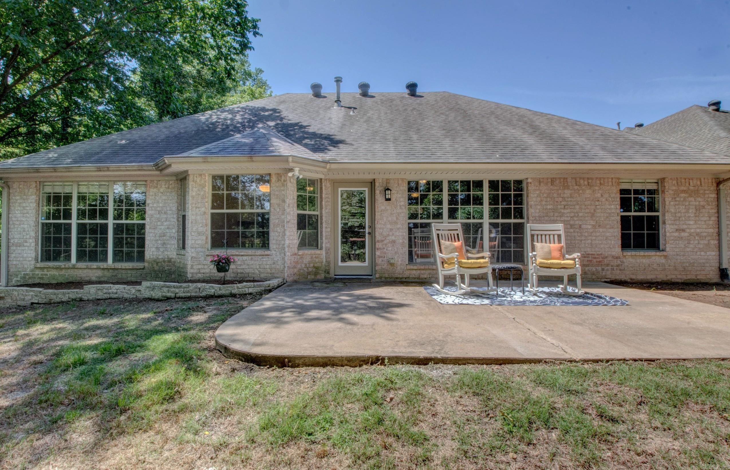 15 Michele  Maumelle, AR
